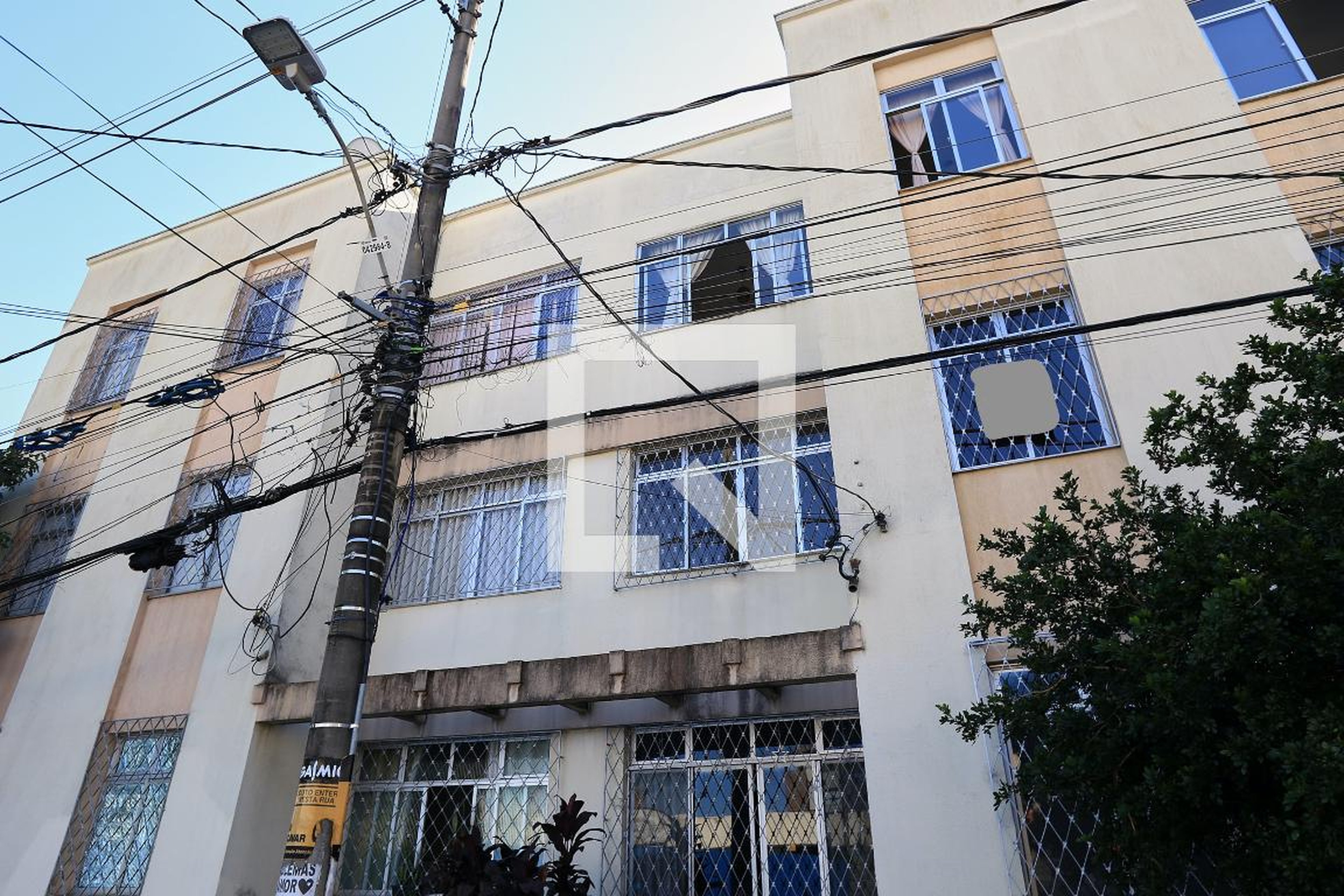 Fachada Condomínio em Rua Tabelião Ferreira de Carvalho, 533