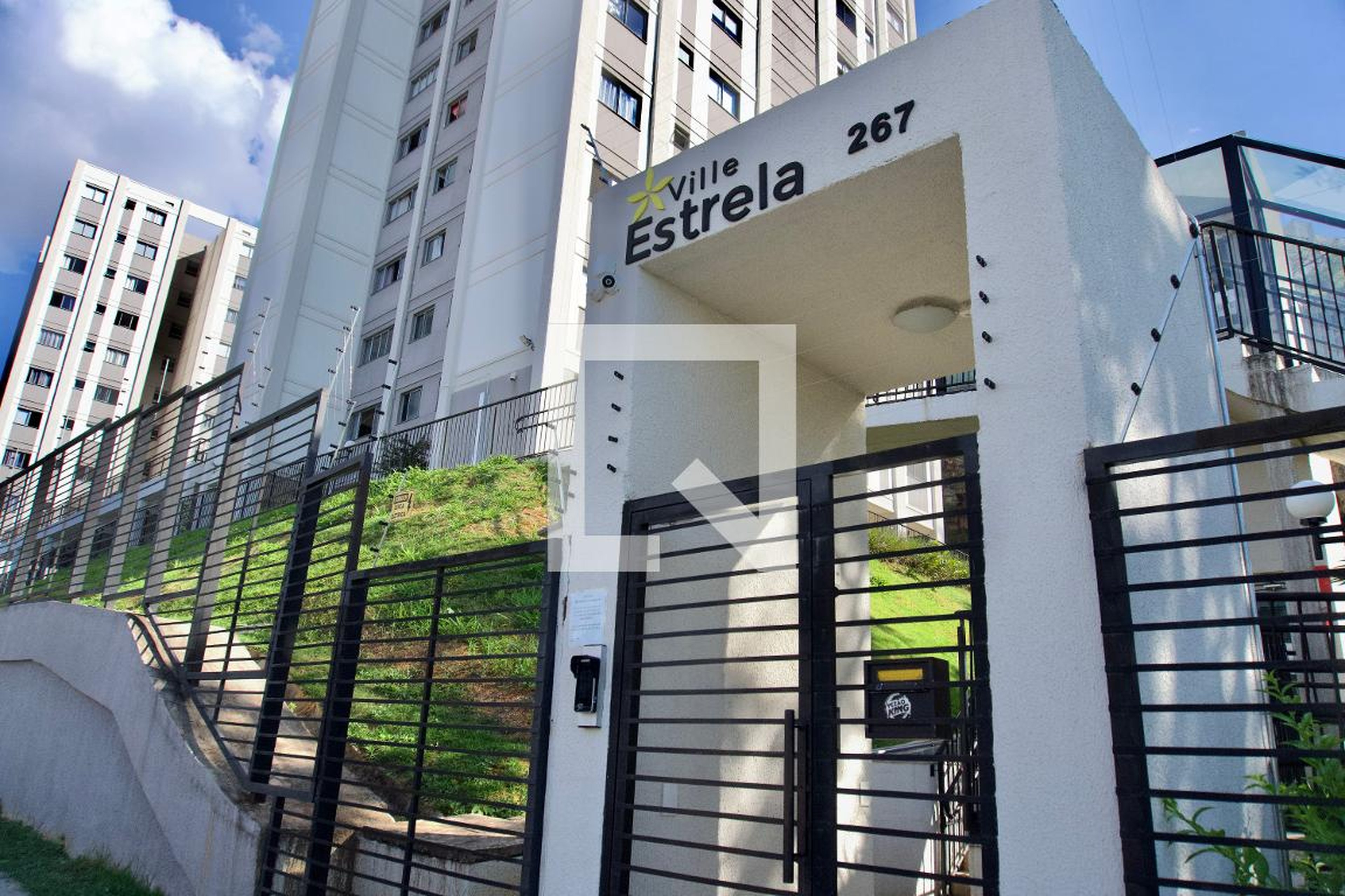 Fachada do Prédio Condomínio Ville Estrela