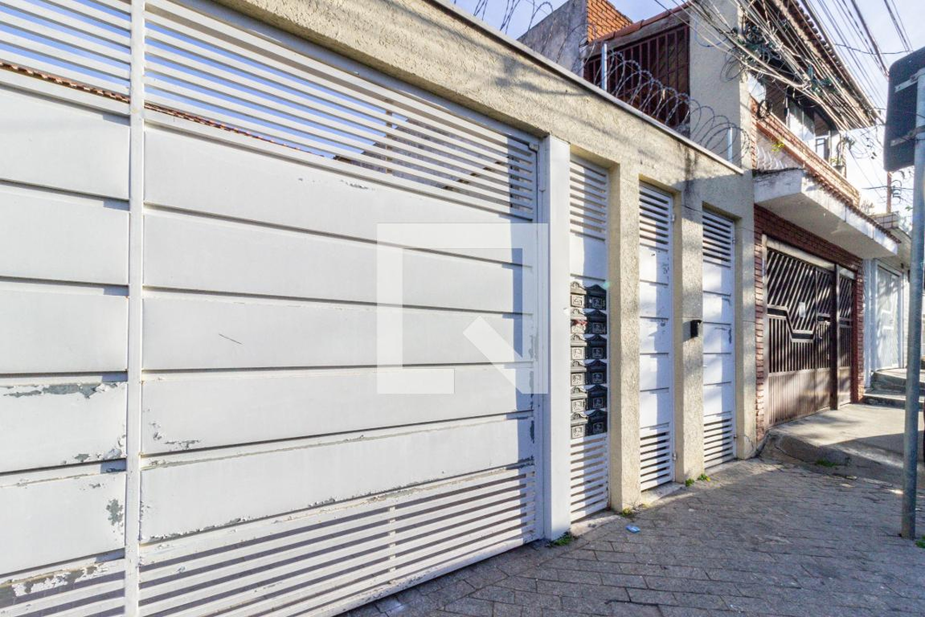Fachada Condomínio em Rua Doutor Aureliano Duarte, 242