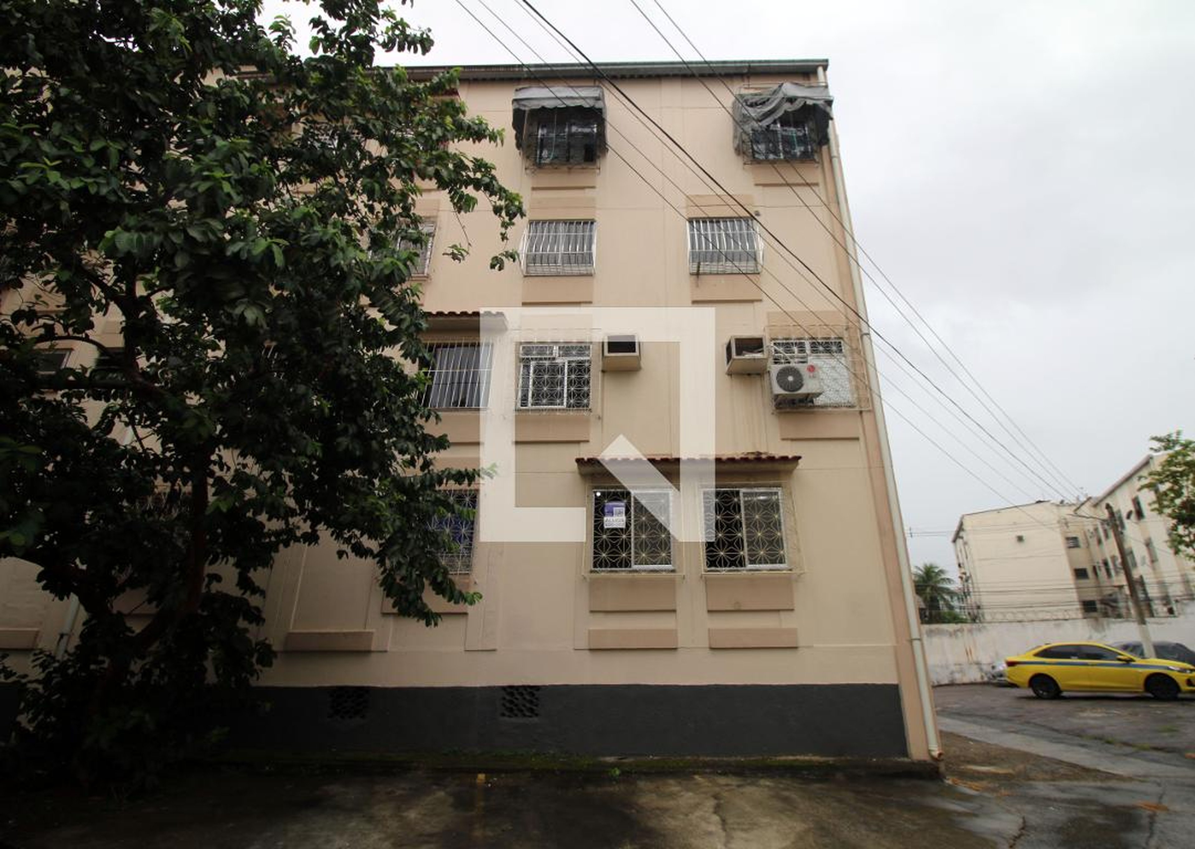 Fachada Condomínio Parque Novo Irajá II