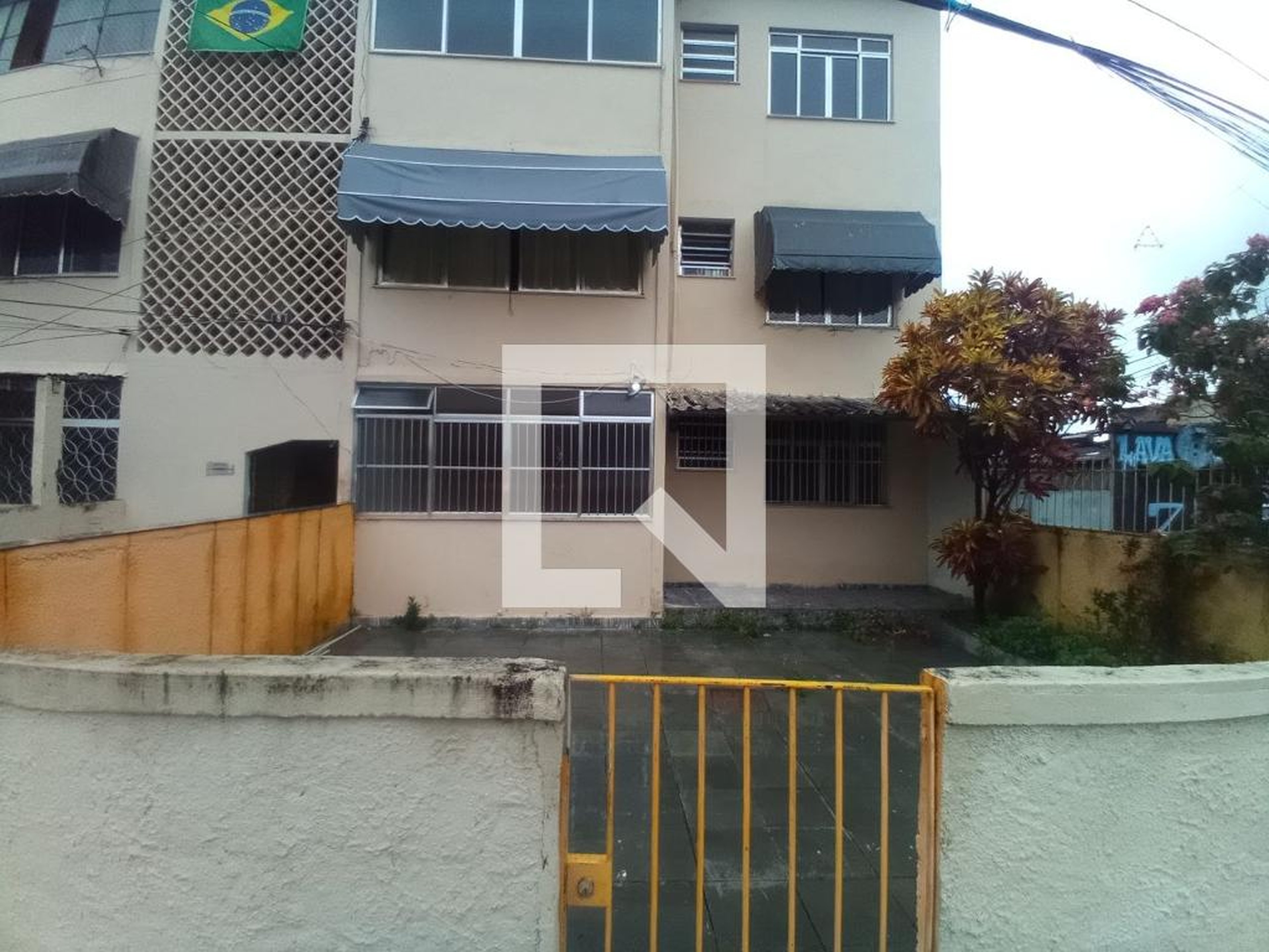 Fachada Condomínio em Rua Titanic, 8