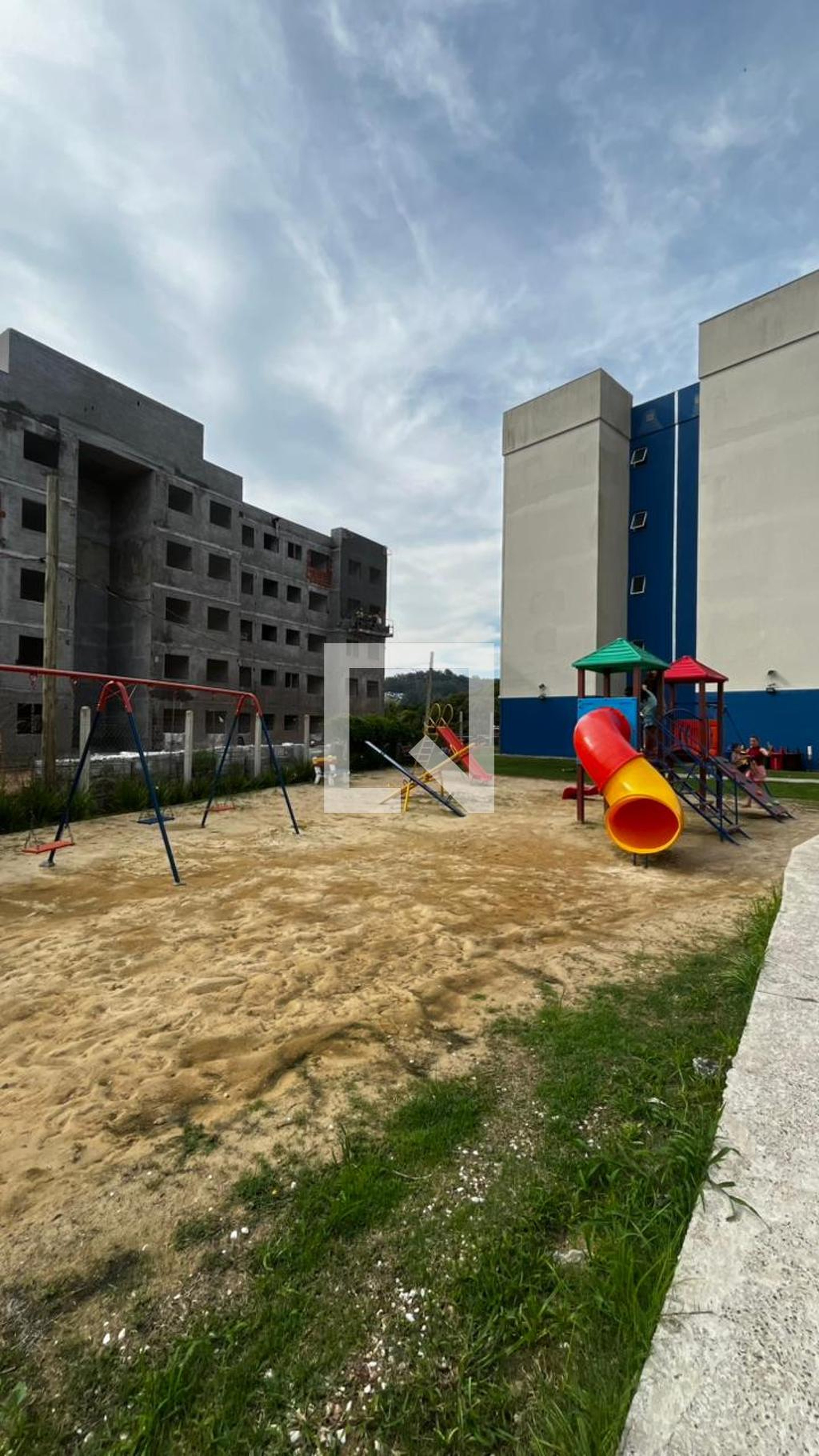 Área externa Condomínio em Estrada Jorge Pereira Nunes, 1306