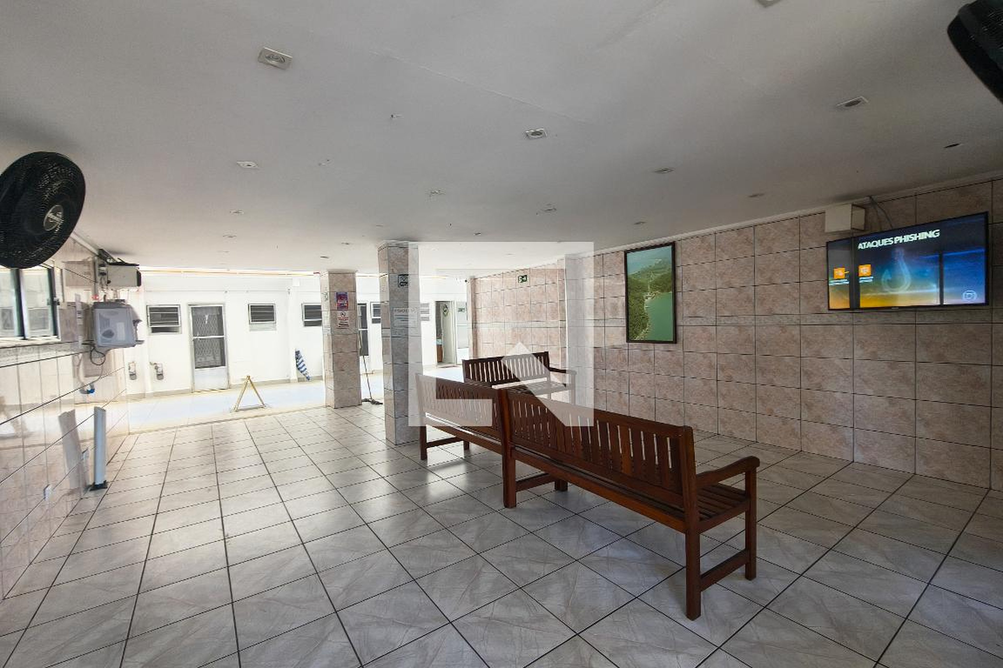Hall de entrada - Edifício Celimar I