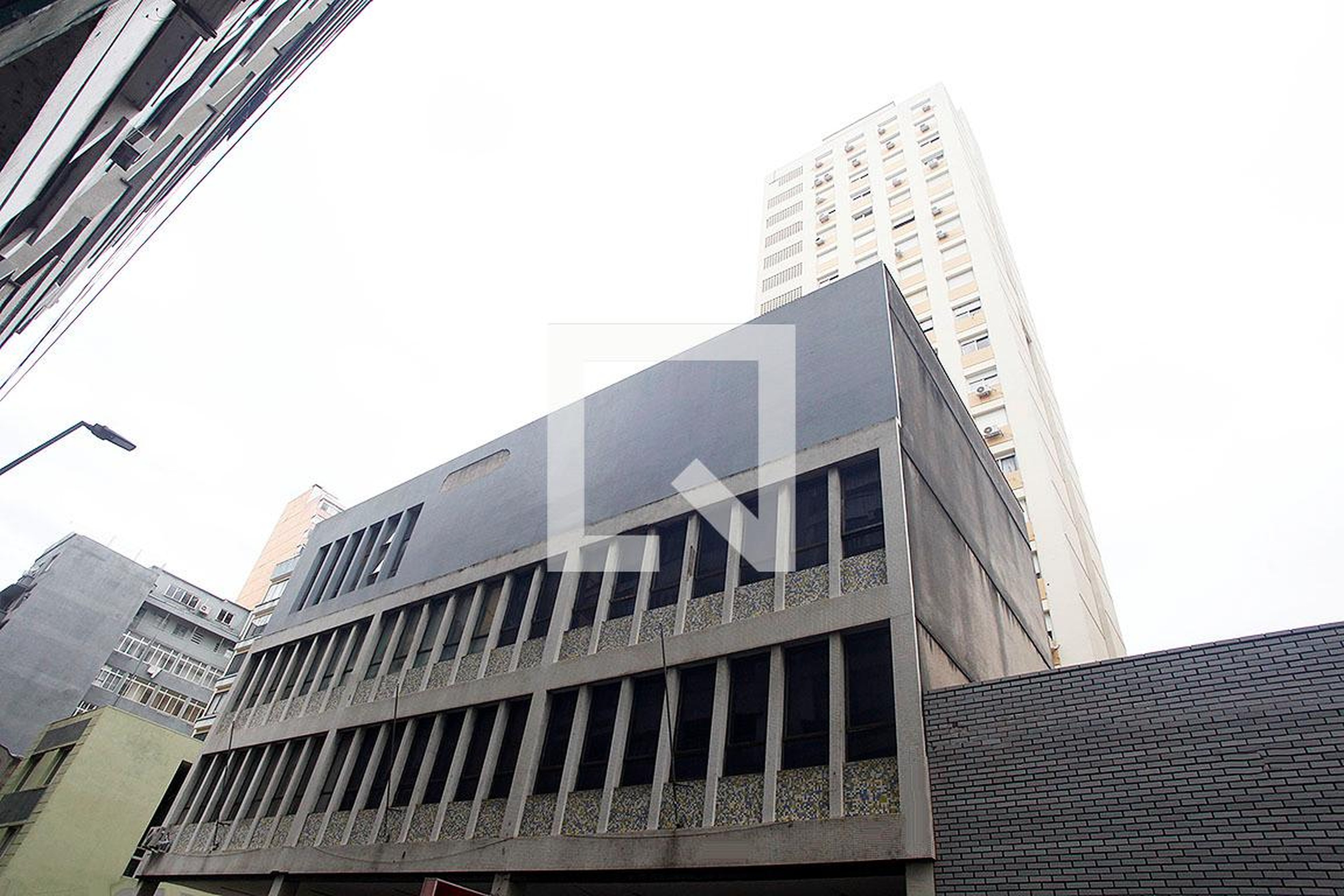 Fachada Condomínio Instituto Histórico e Geográfico do Rio Grande do Sul