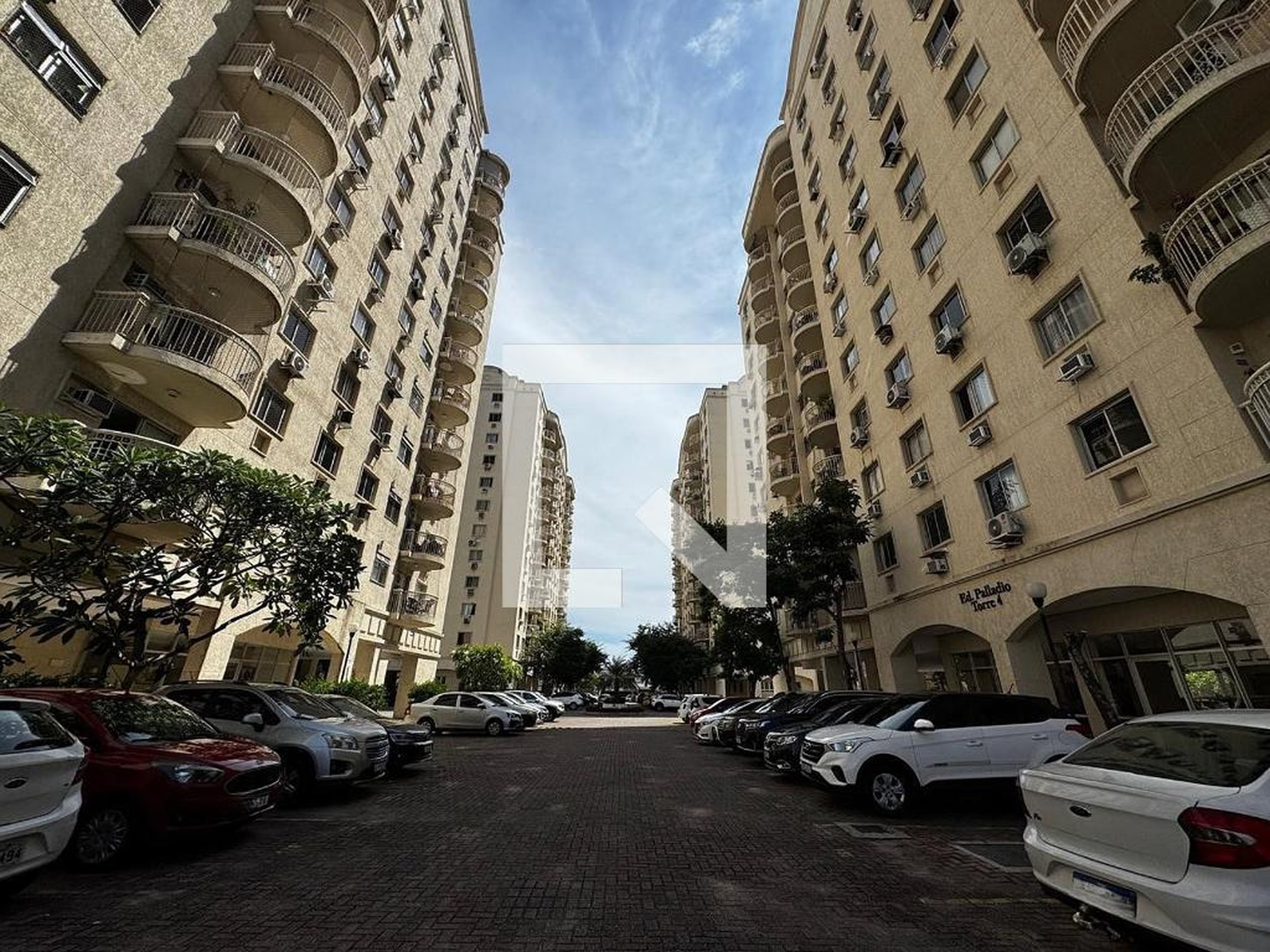 Fachada Condomínio Vila Florença
