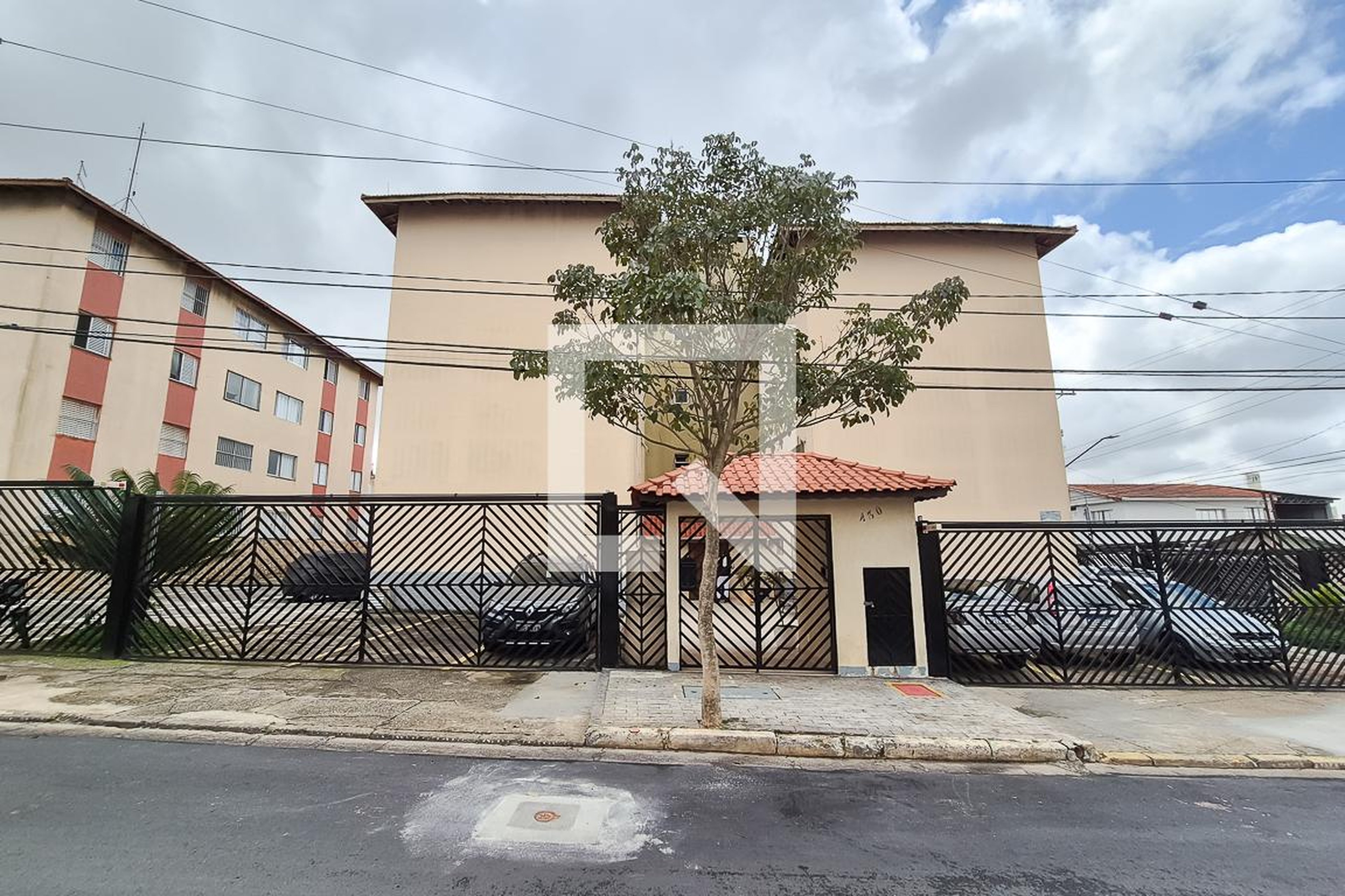 Fachada do Prédio Condomínio Conjunto Residencial George I,II E III