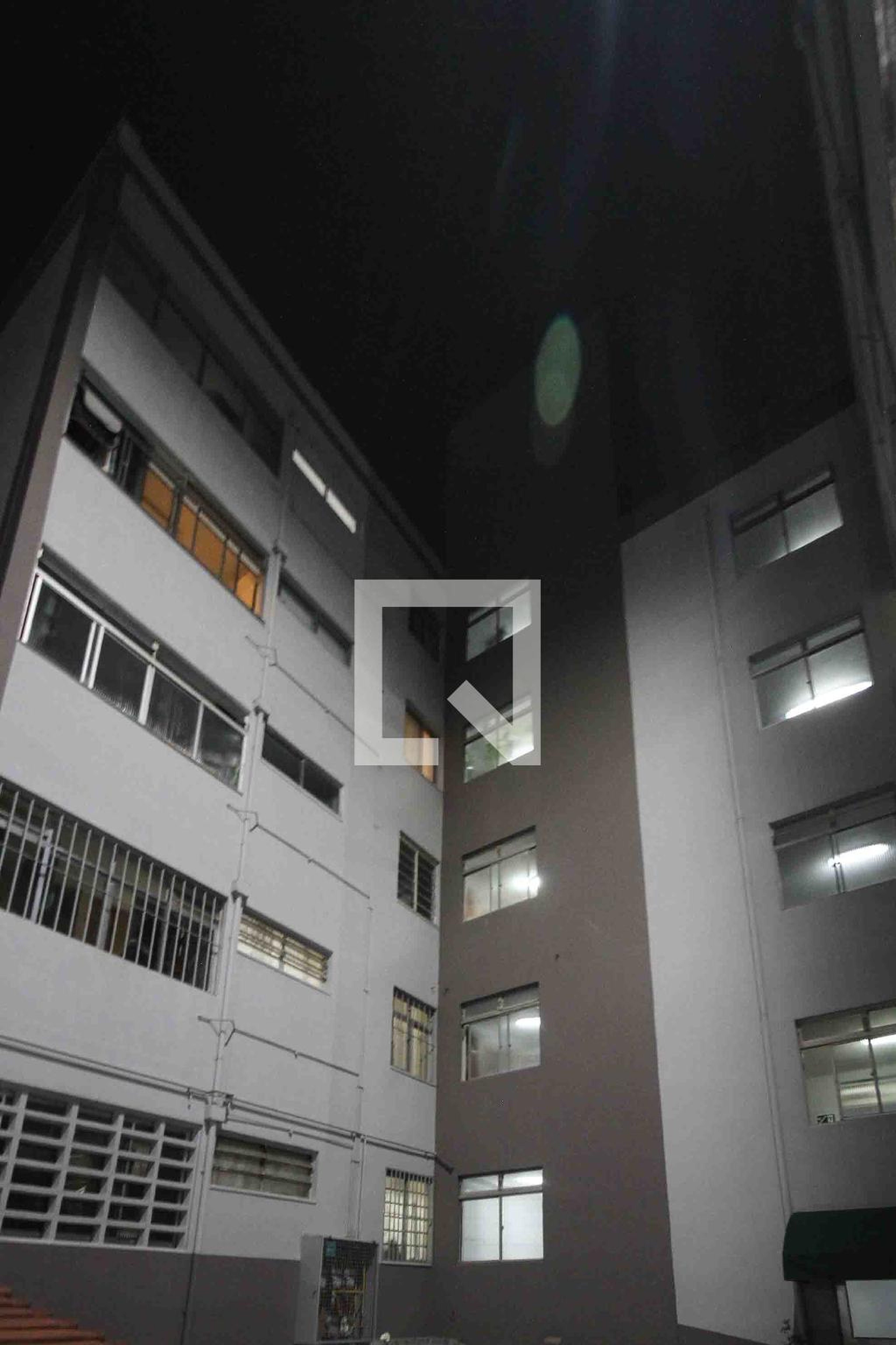 Fachada Condomínio em Rua Padre José Vieira de Matos, 44