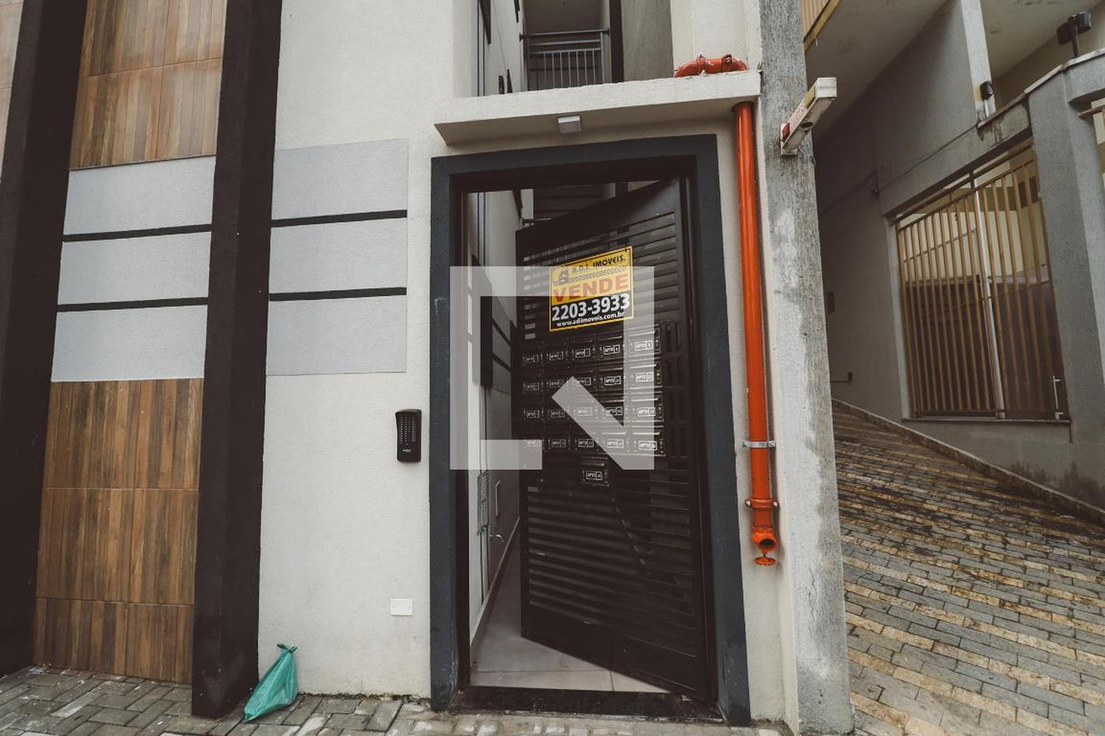 Fachada do Prédio Condomínio em Rua São Januário, 122