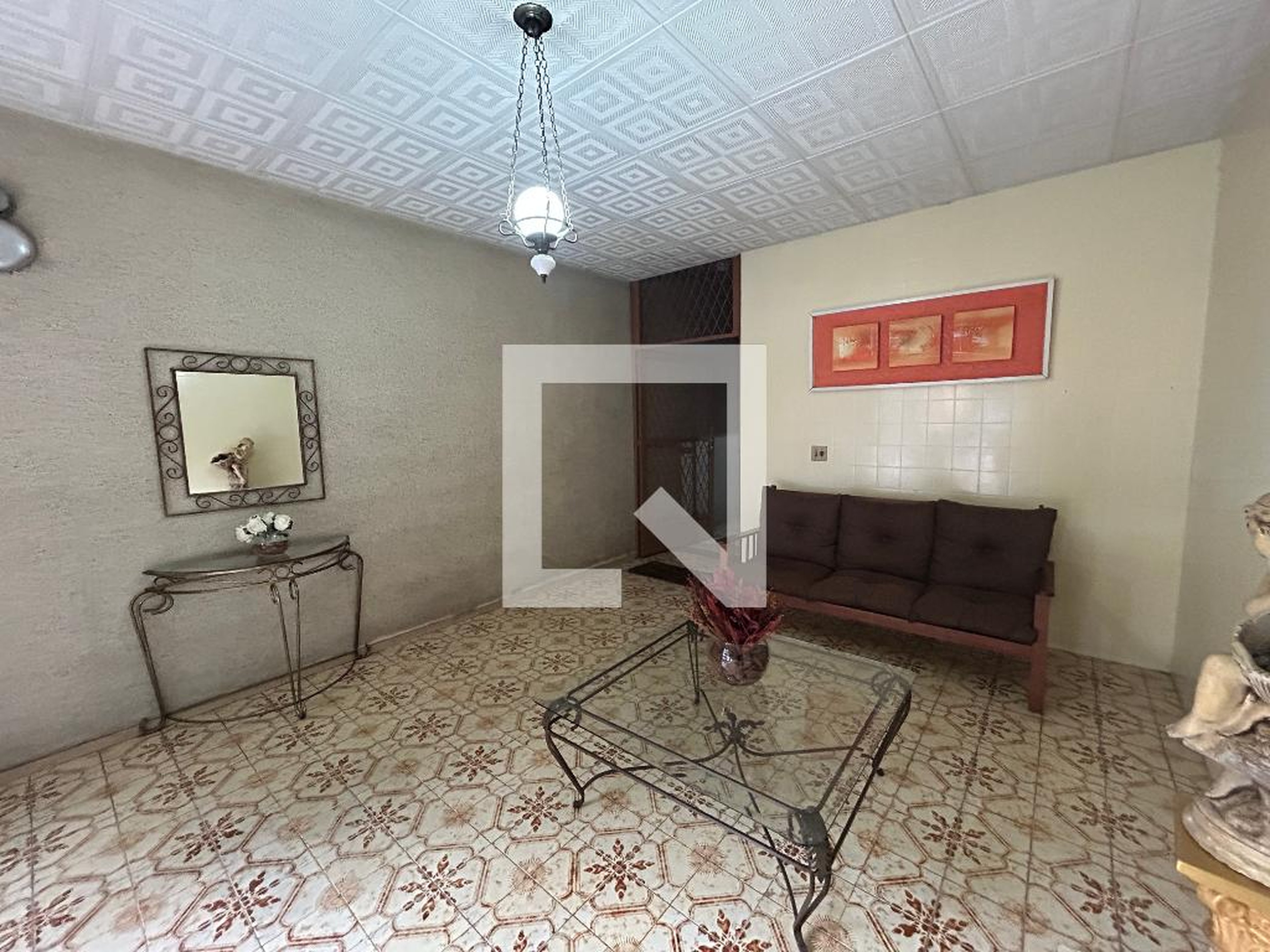 Hall de entrada Condomínio em Rua das Rosas, 340
