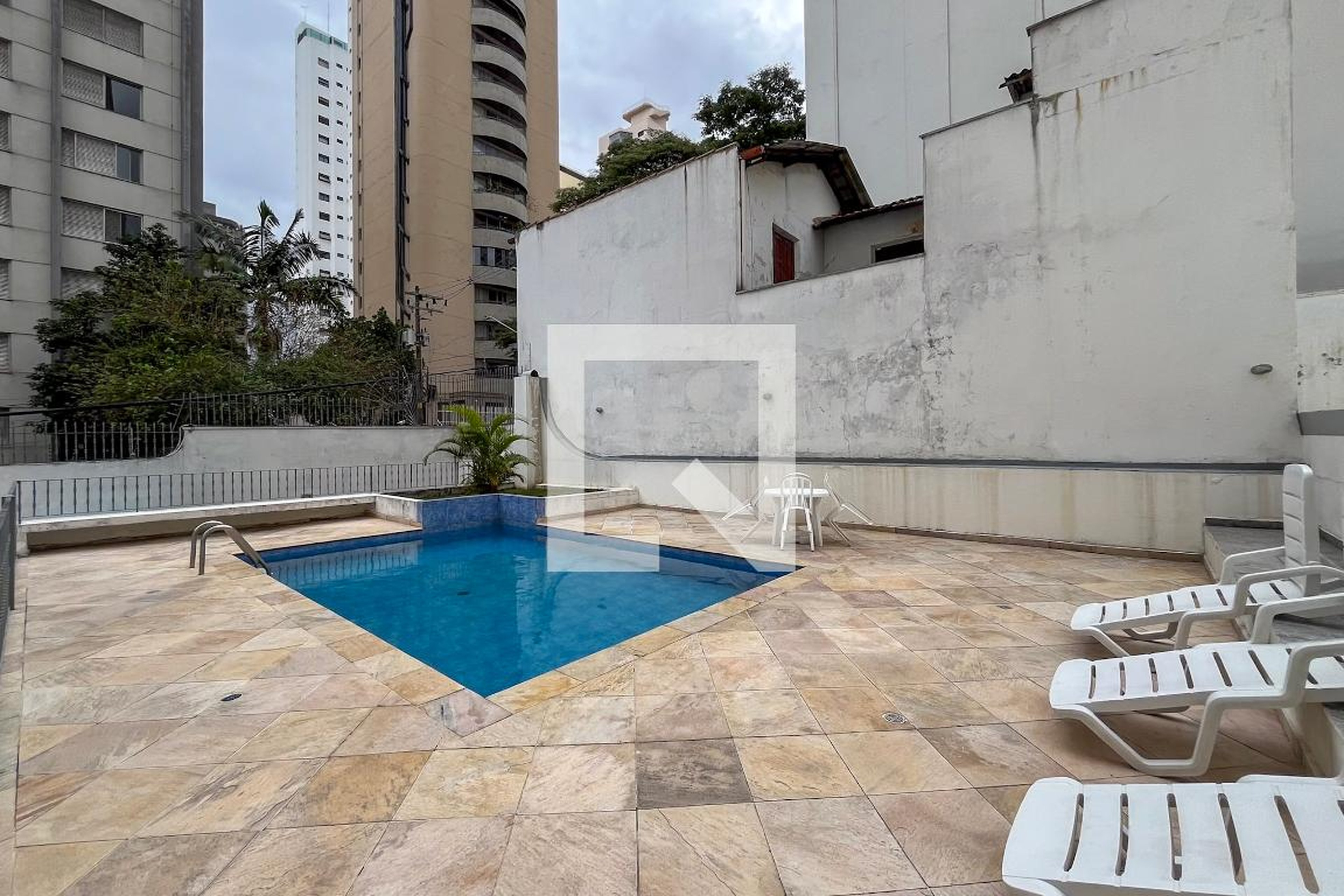 Piscina - Edifício Marcella