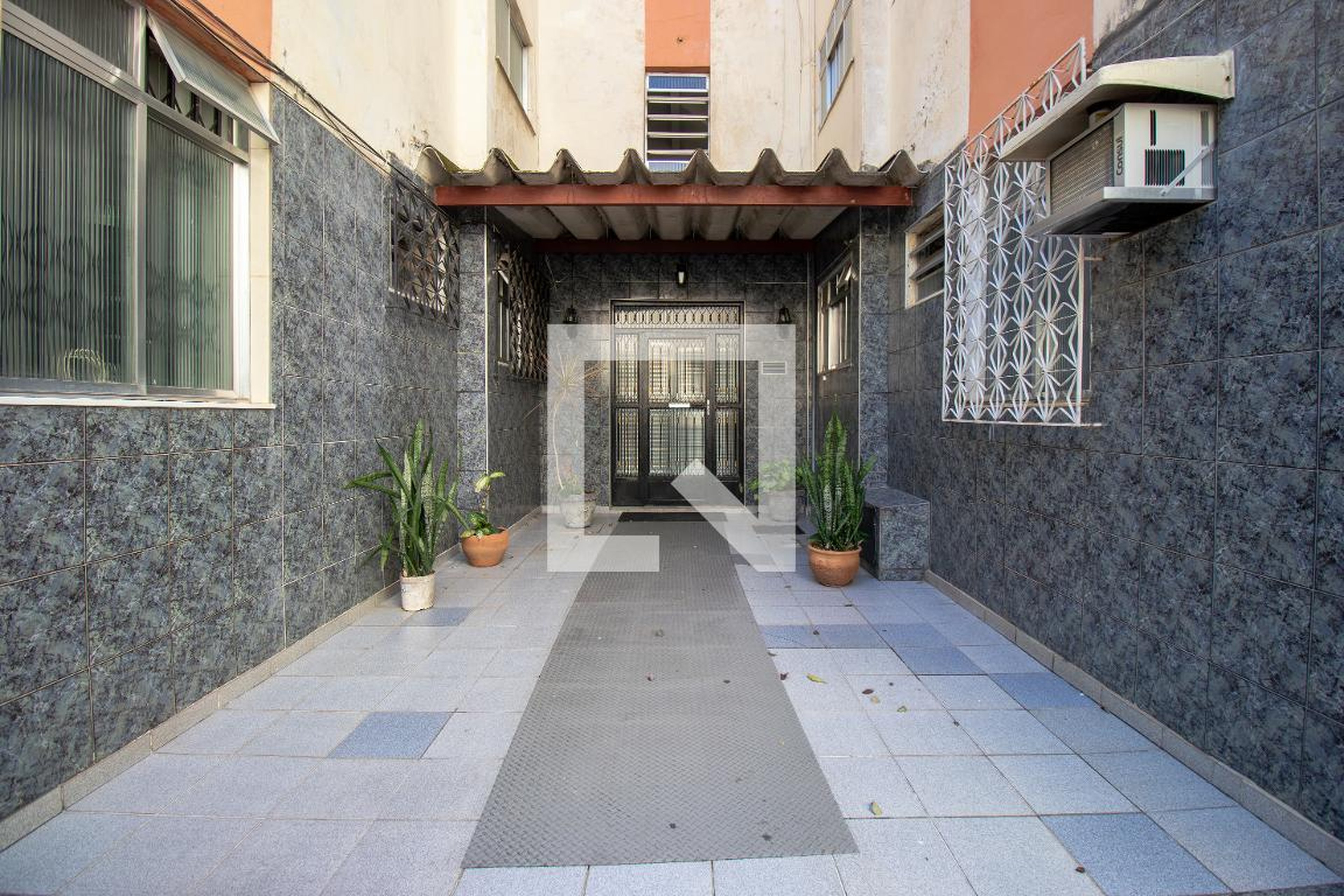 Hall de entrada - Conjunto Residencial da Polícia Militar