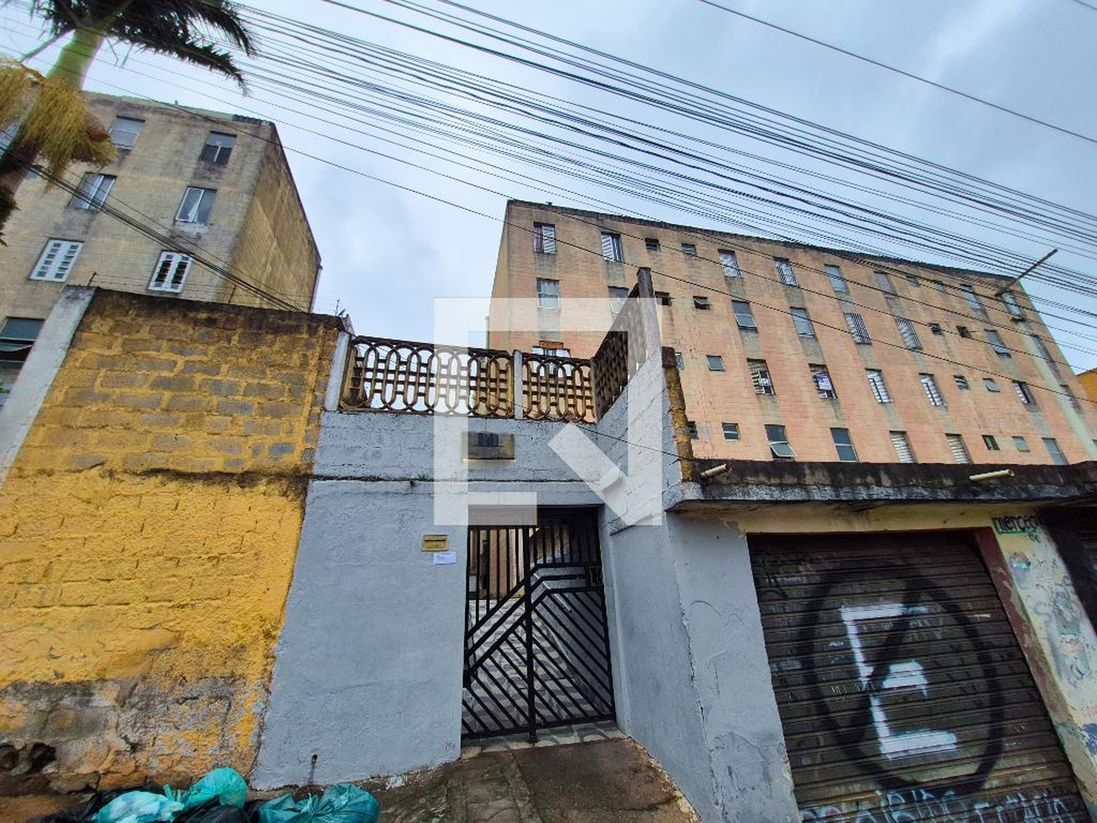 Fachada Condomínio Financiamento CDHU