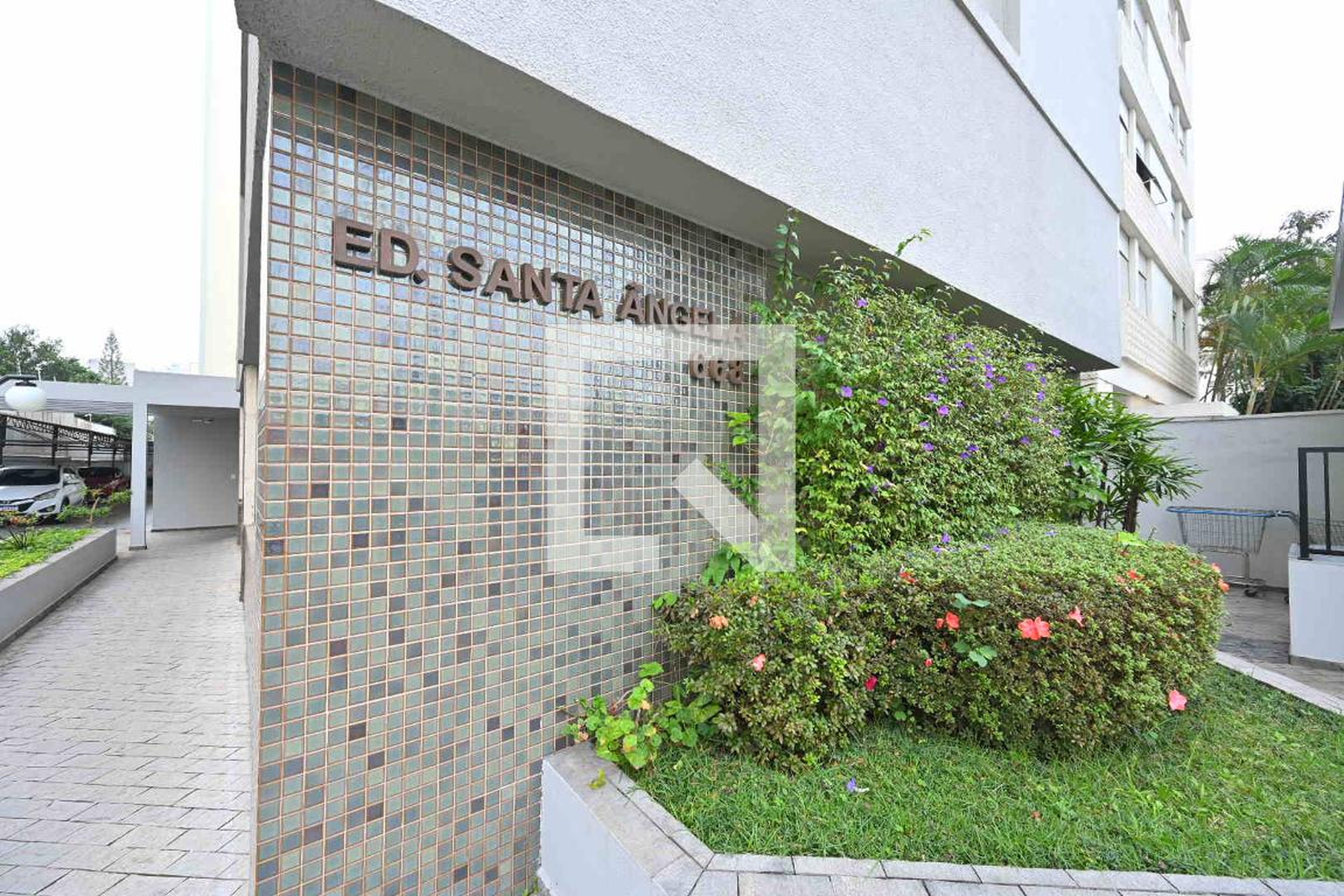 Entrada - Santa Angela