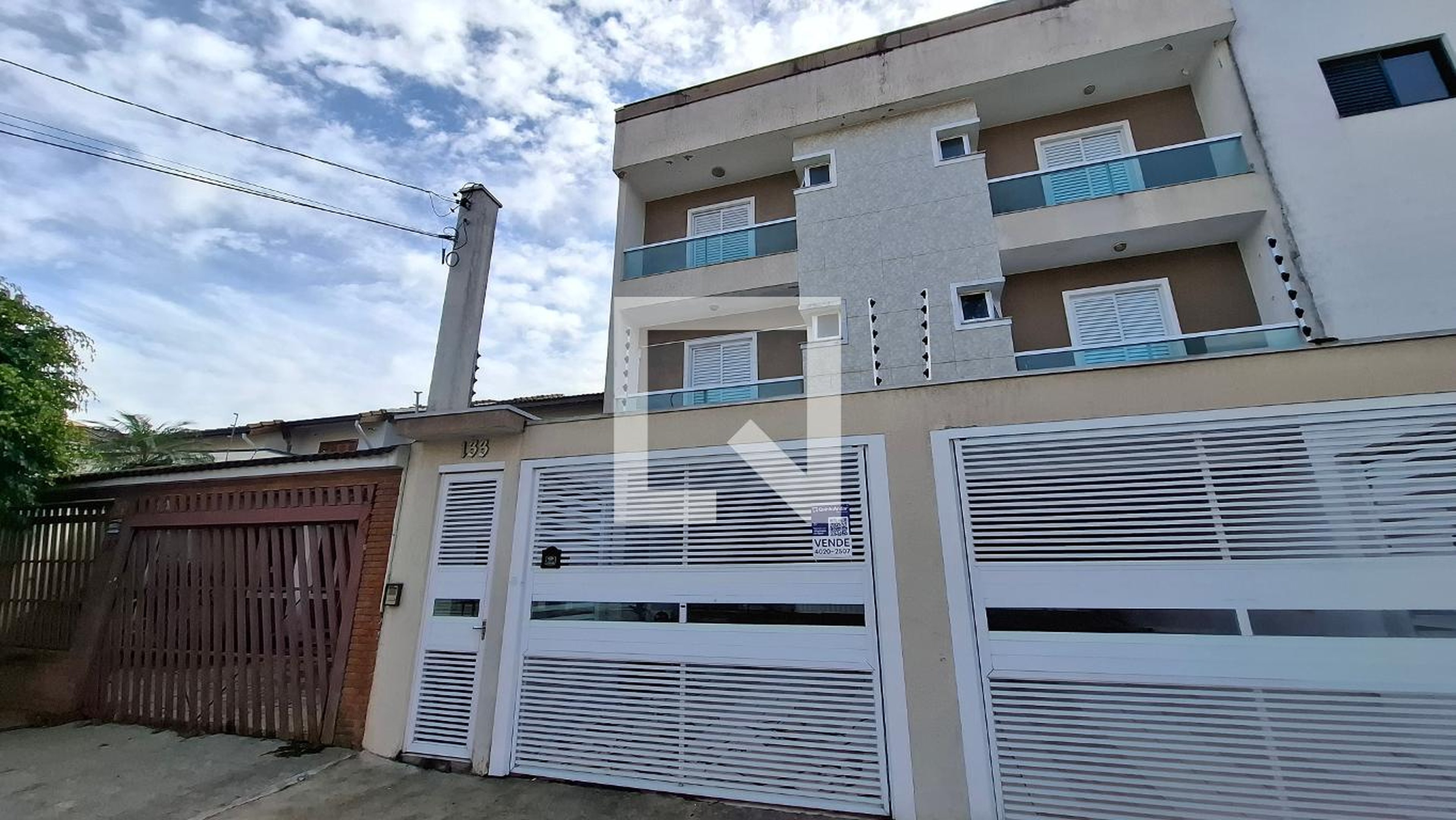 Fachada Condomínio em Rua Igarapé, 133