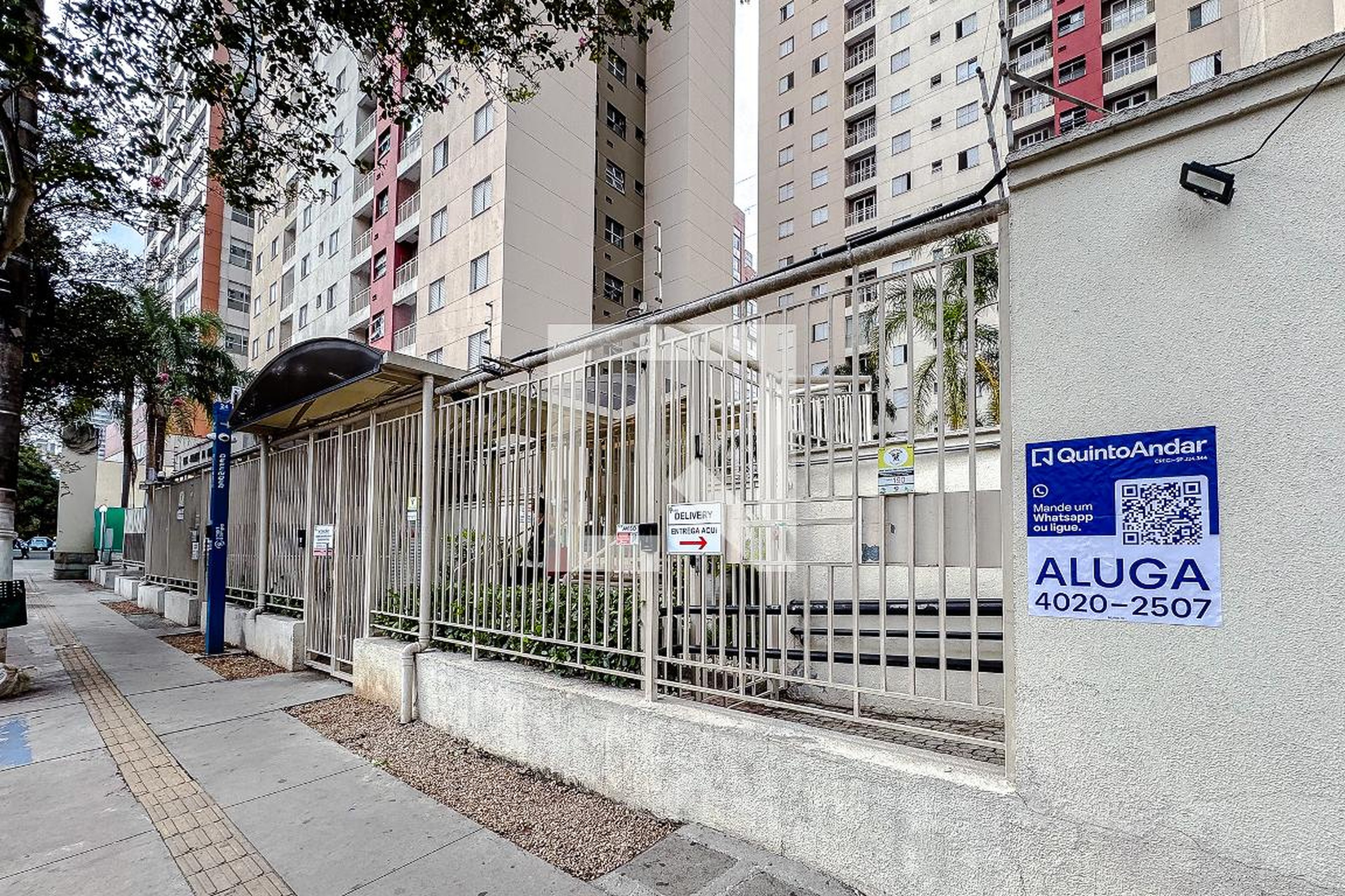 Fachada Condomínio Jardins do Bresser