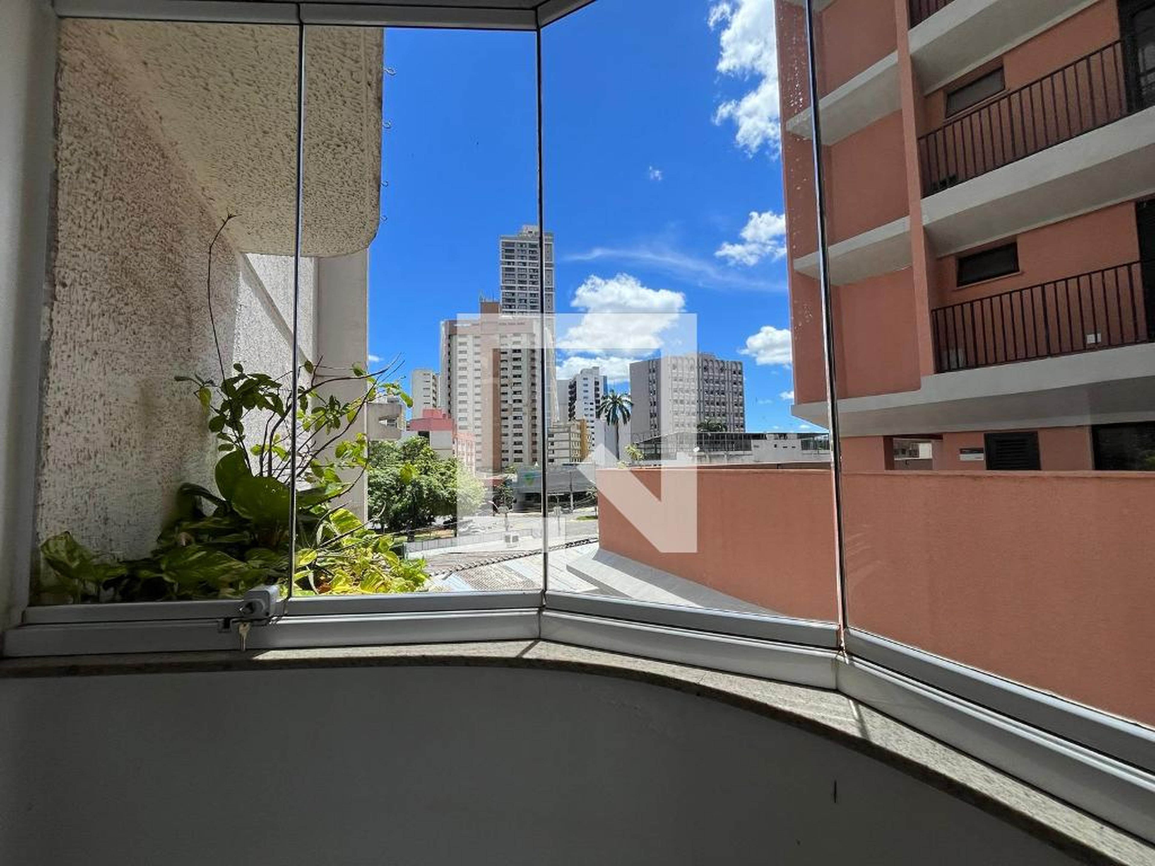 Área externa Condomínio em Rua 7, 1043