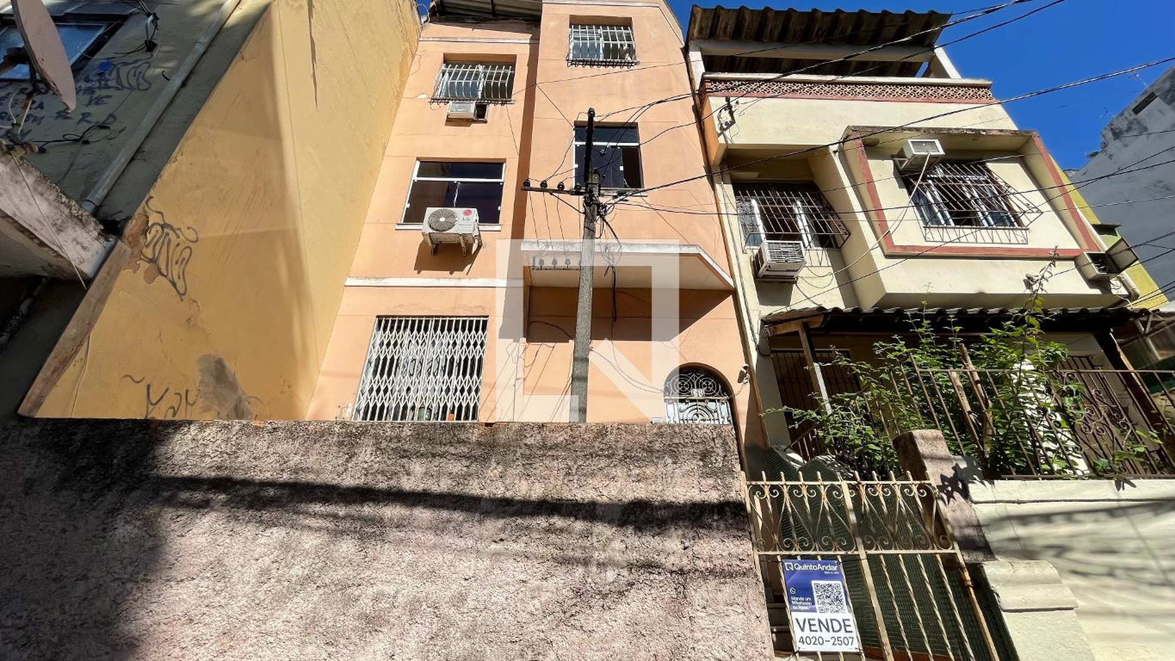 Fachada Condomínio em Rua Sampaio Ferraz, 68
