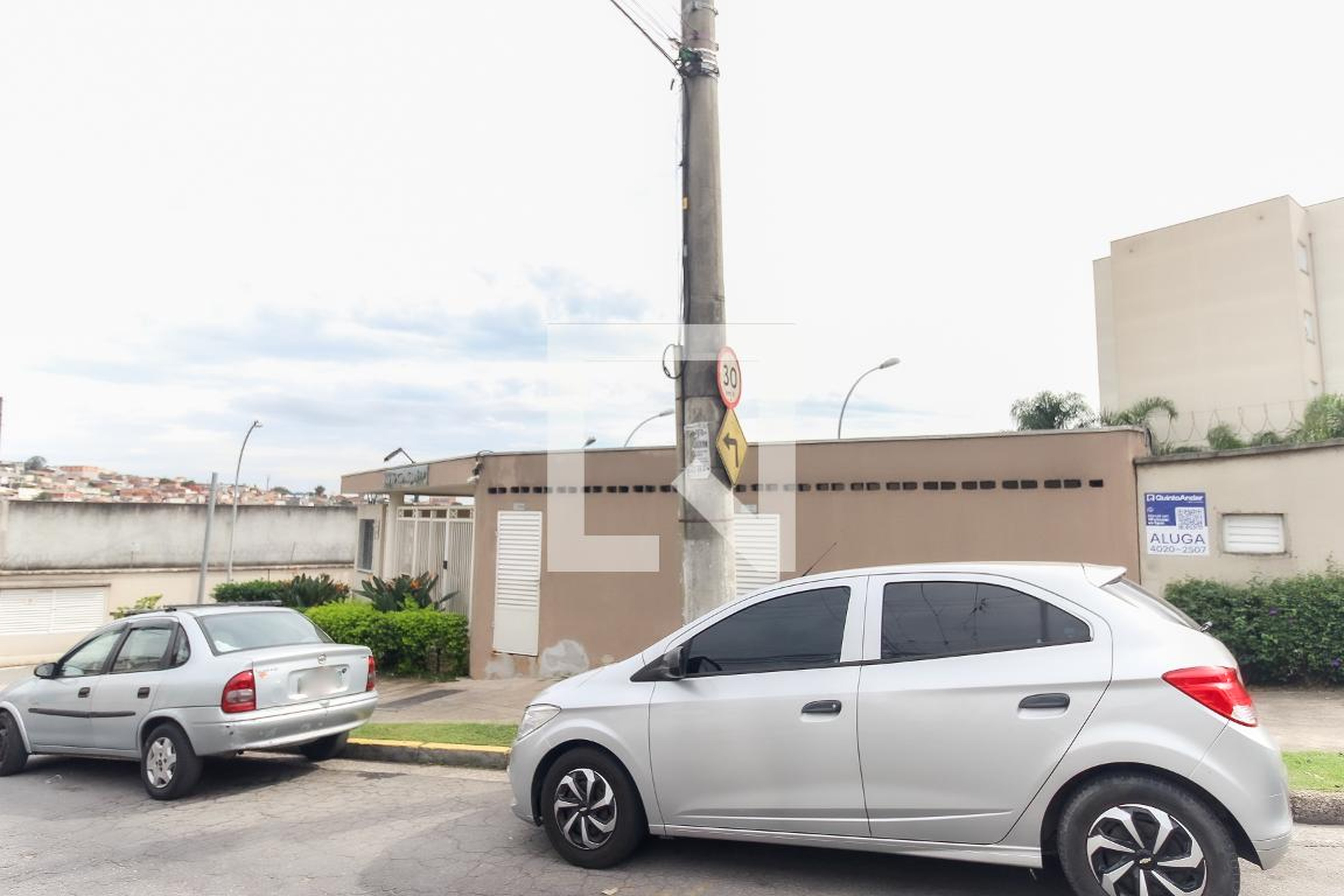 Fachada do Prédio Condomínio em Avenida Comendadeira Leila Nabhan Nazarro, 950