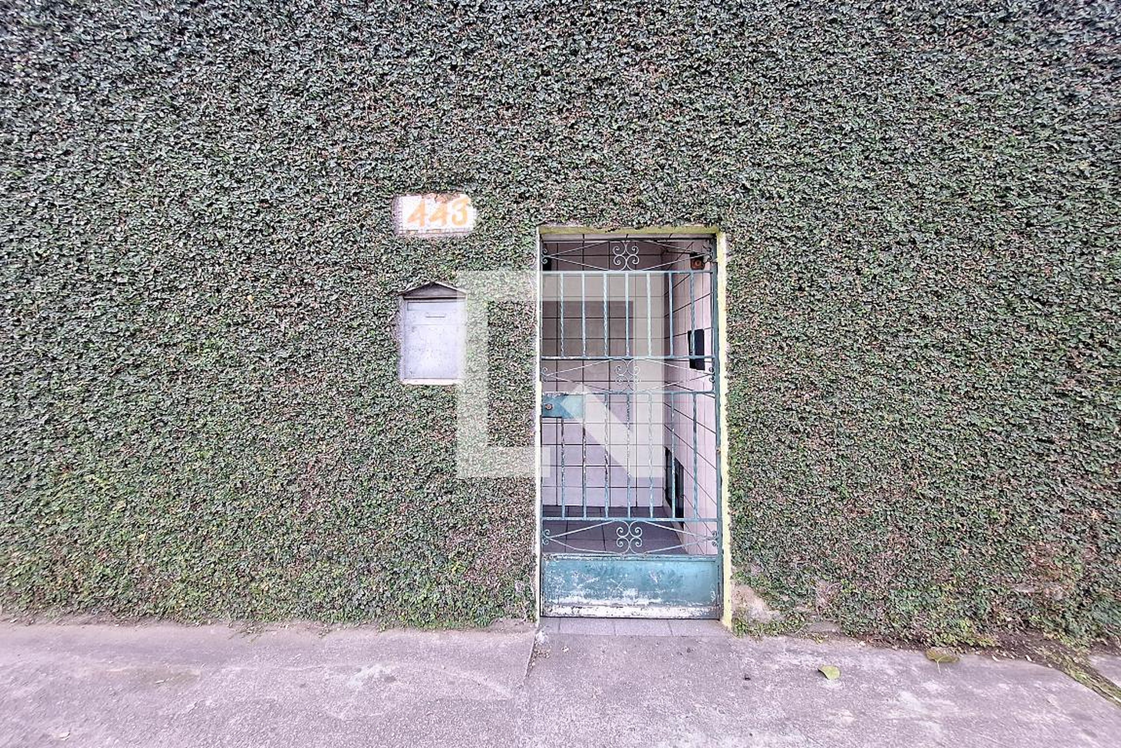 Fachada Condomínio em Rua Noronha Torrezão, 443
