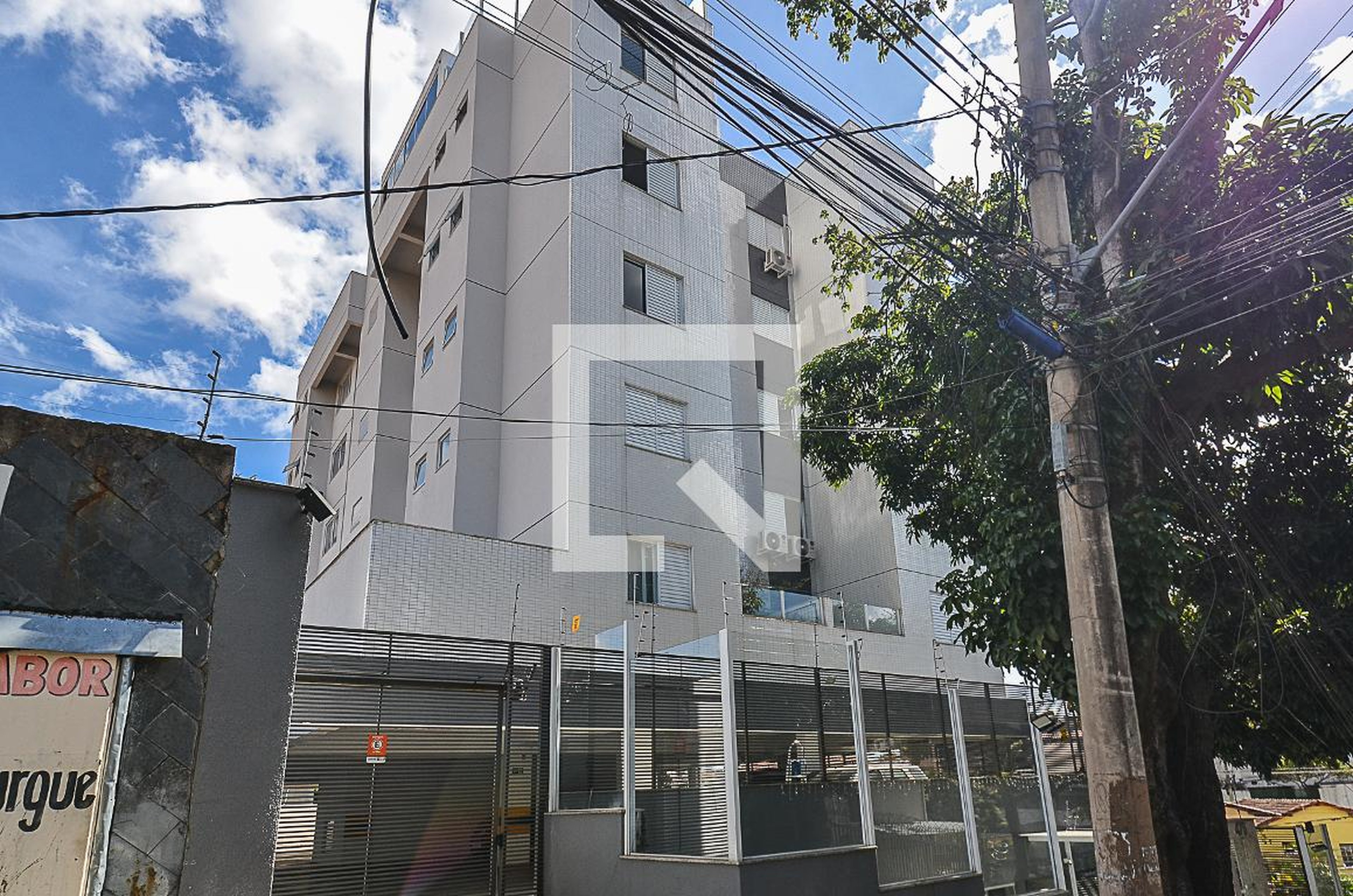 Fachada Condomínio em Rua Itaí, 476