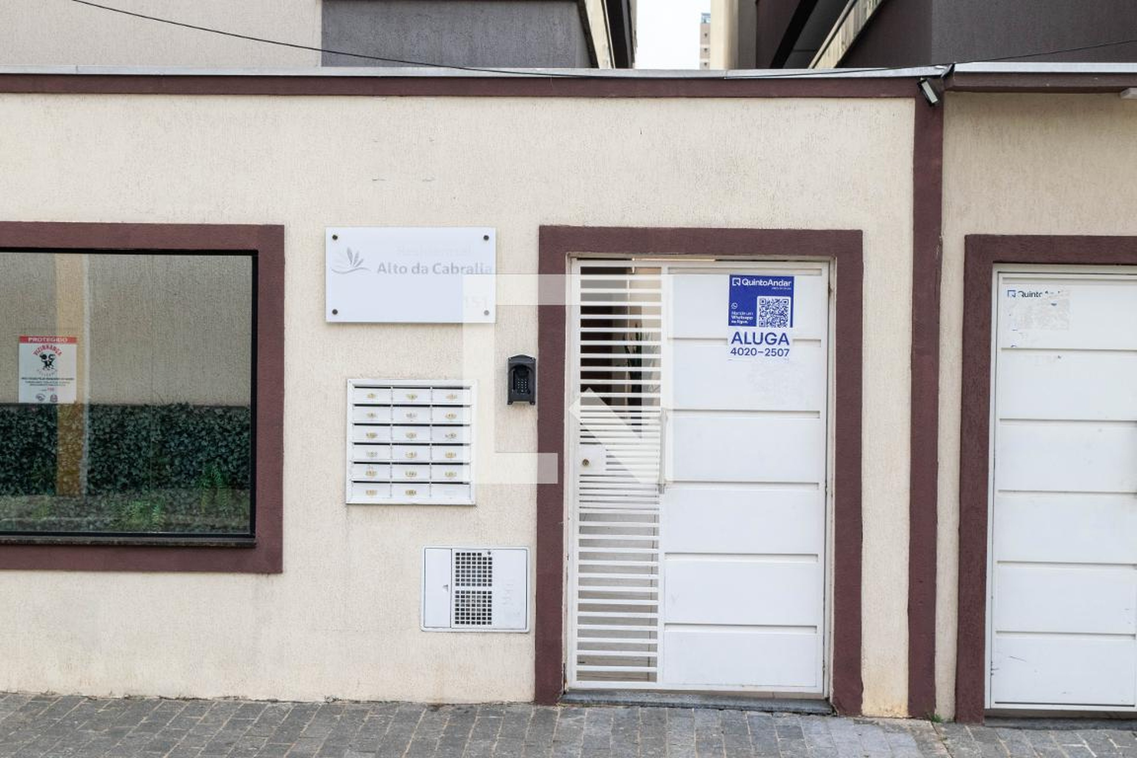 Fachada Condomínio Alto da Cabralia