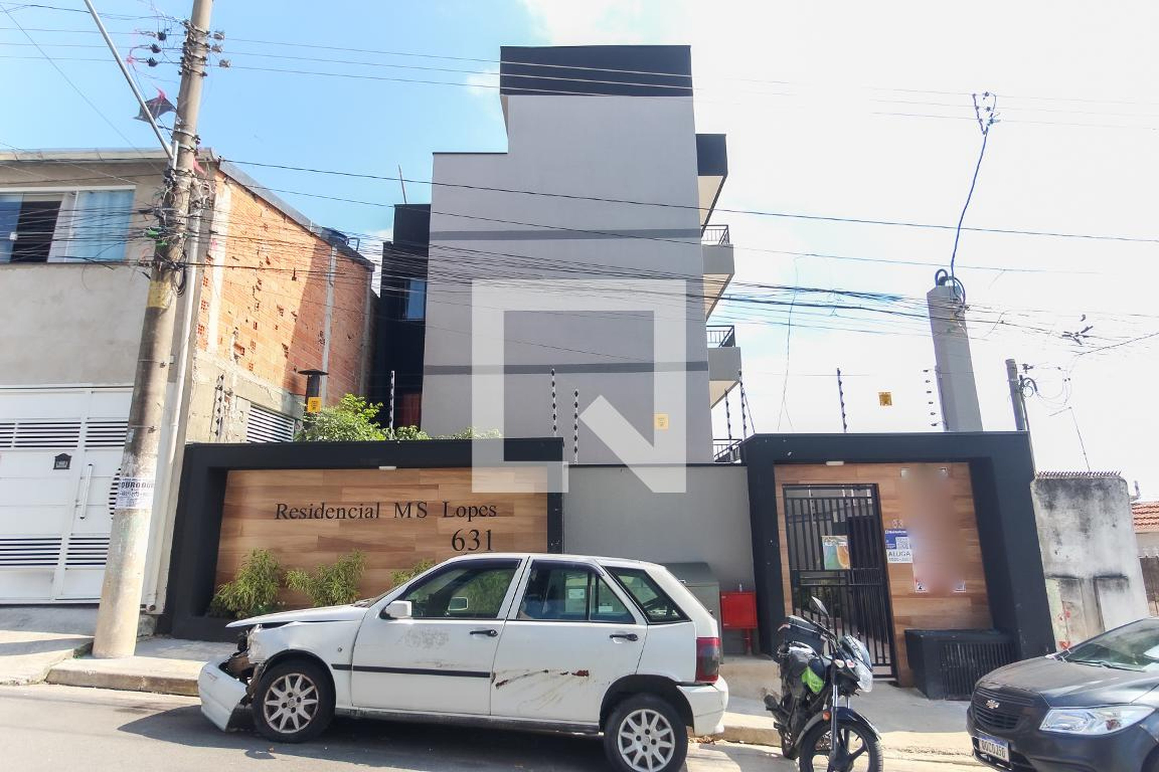 Fachada do Prédio Condomínio em Rua Irmãos Murgel, 631