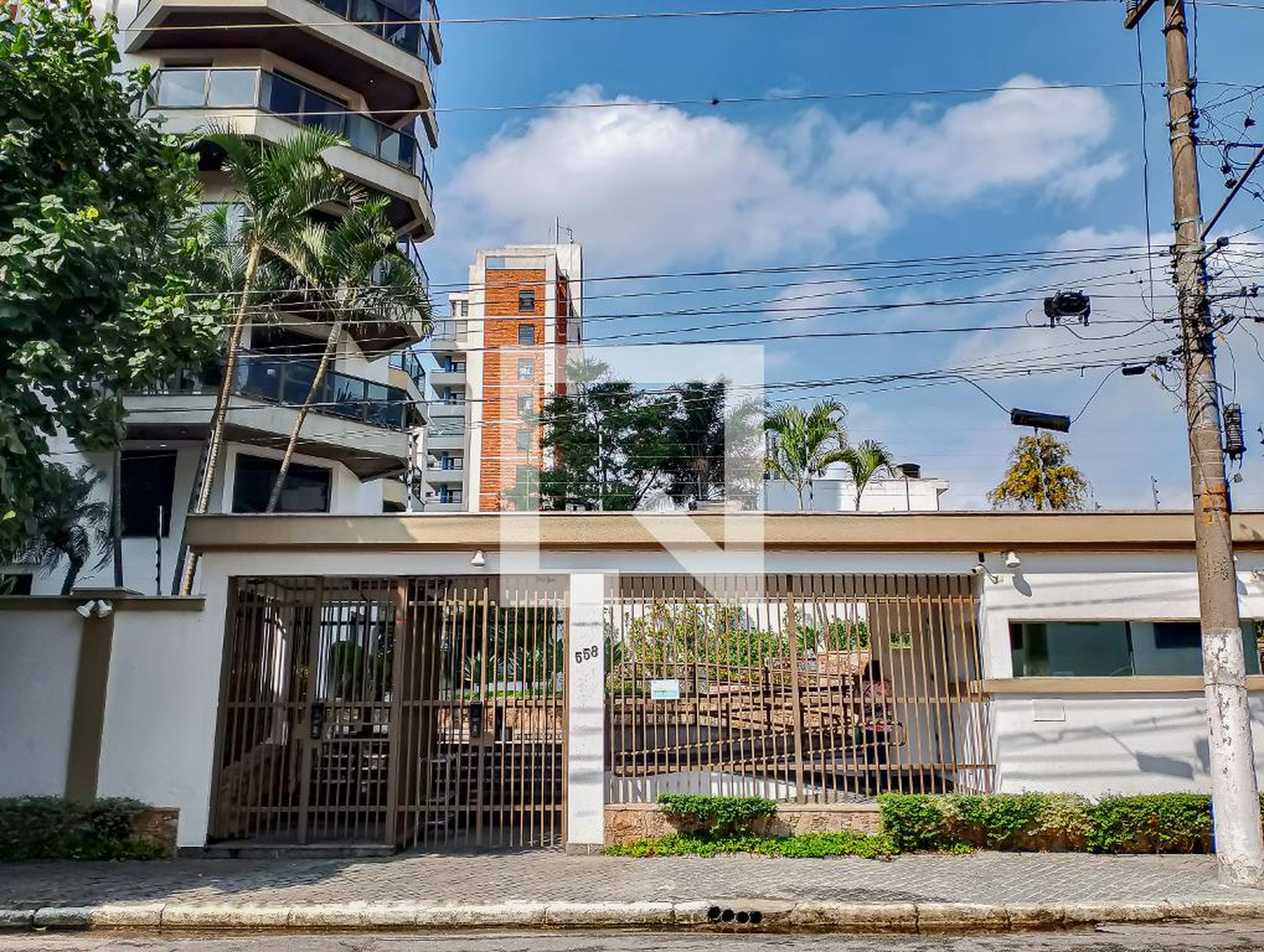Fachada Edifício Jardim dos Ipês