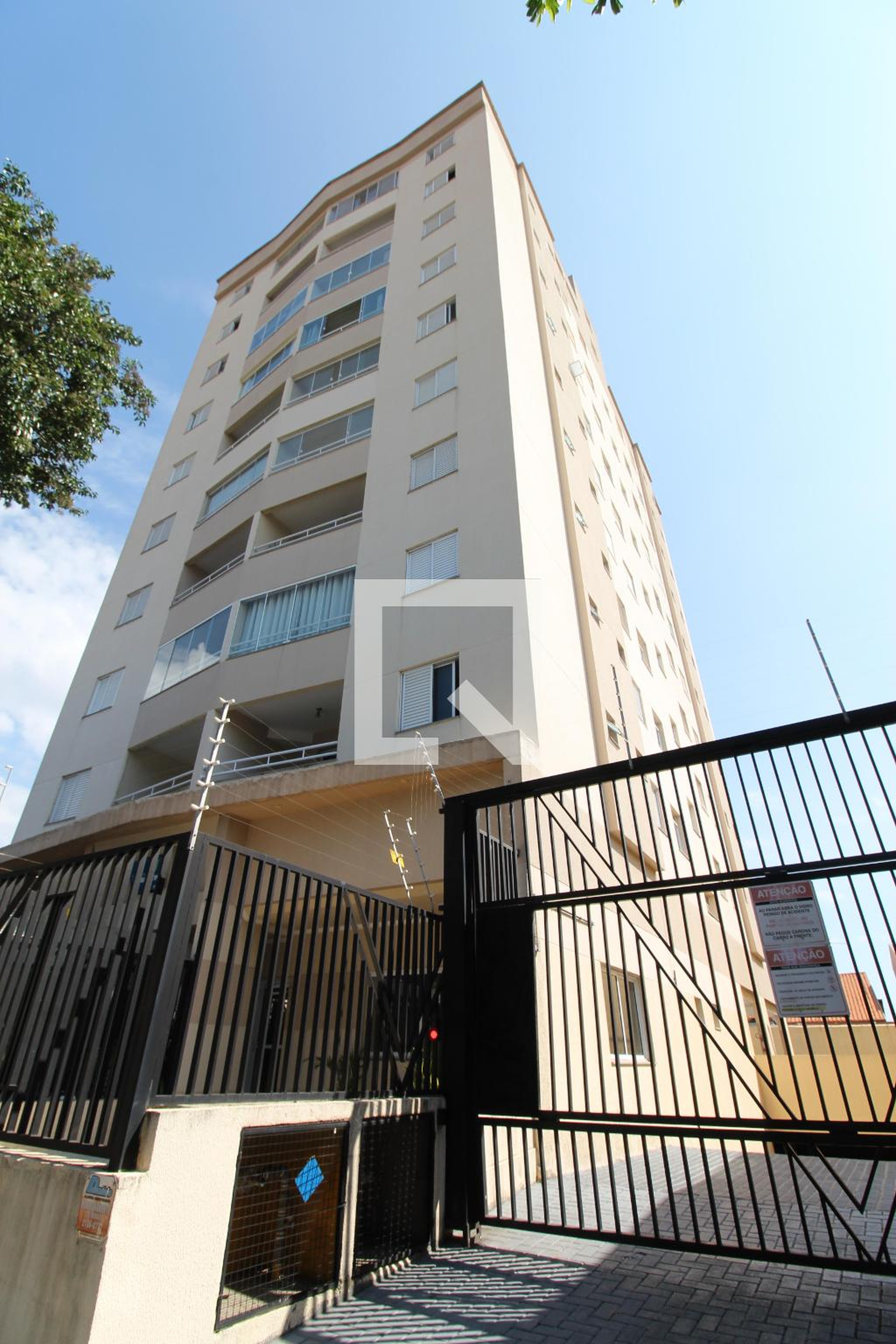 Fachada do Prédio Condomínio Varanda dos Ypês