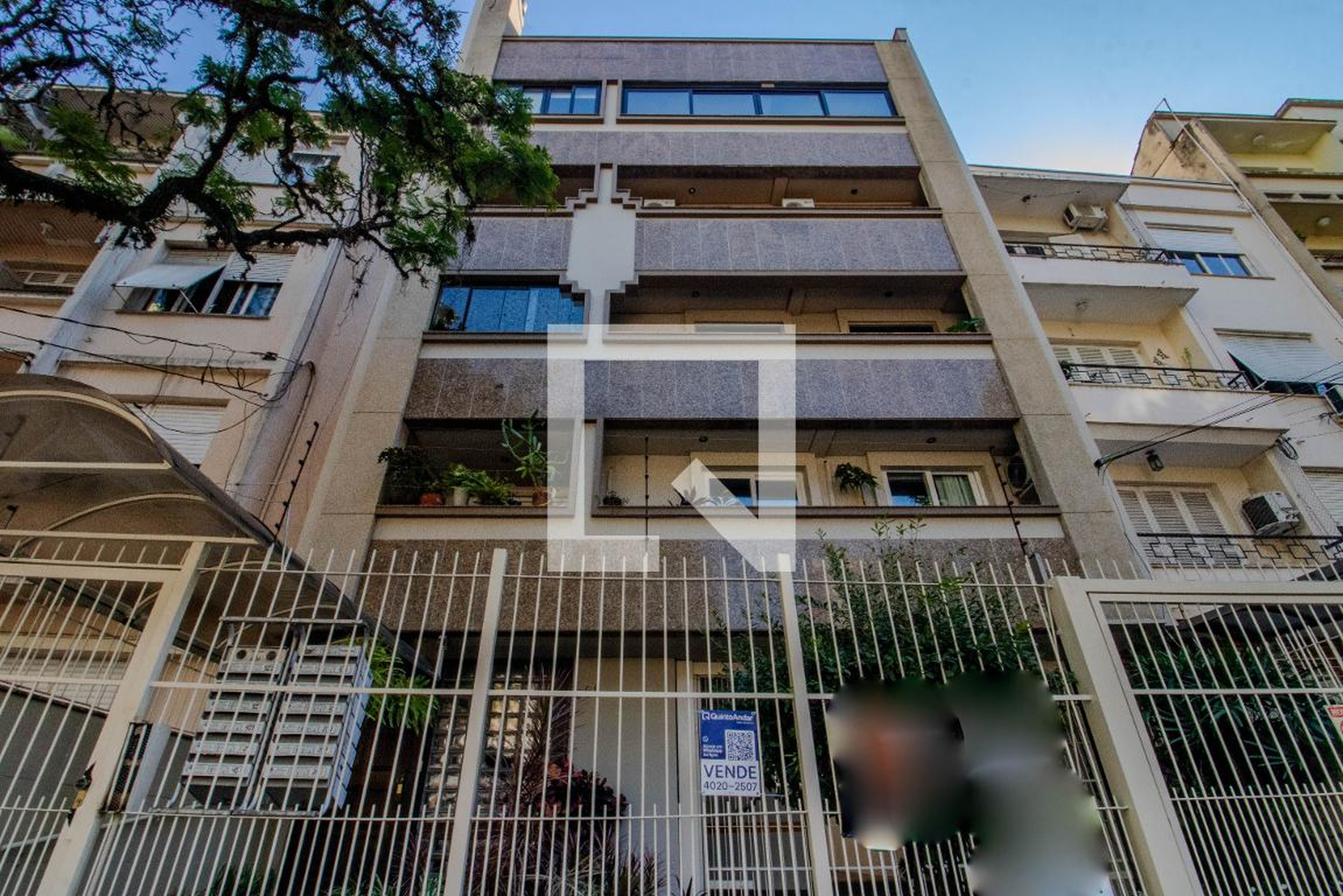 Fachada Condomínio em Rua General João Telles, 481