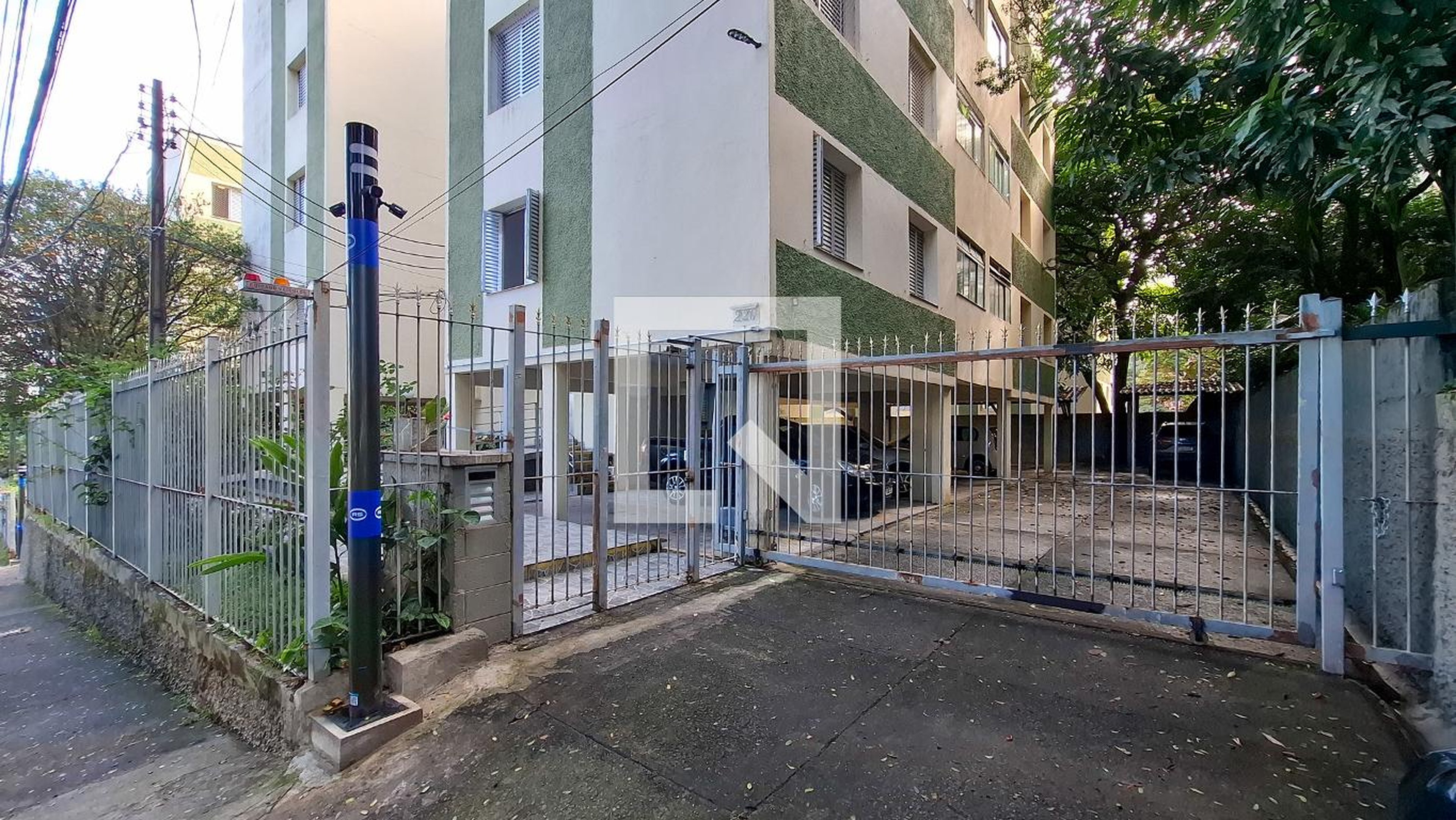 Fachada do Prédio Condomínio Natingui I Conj. Residencial Natingui