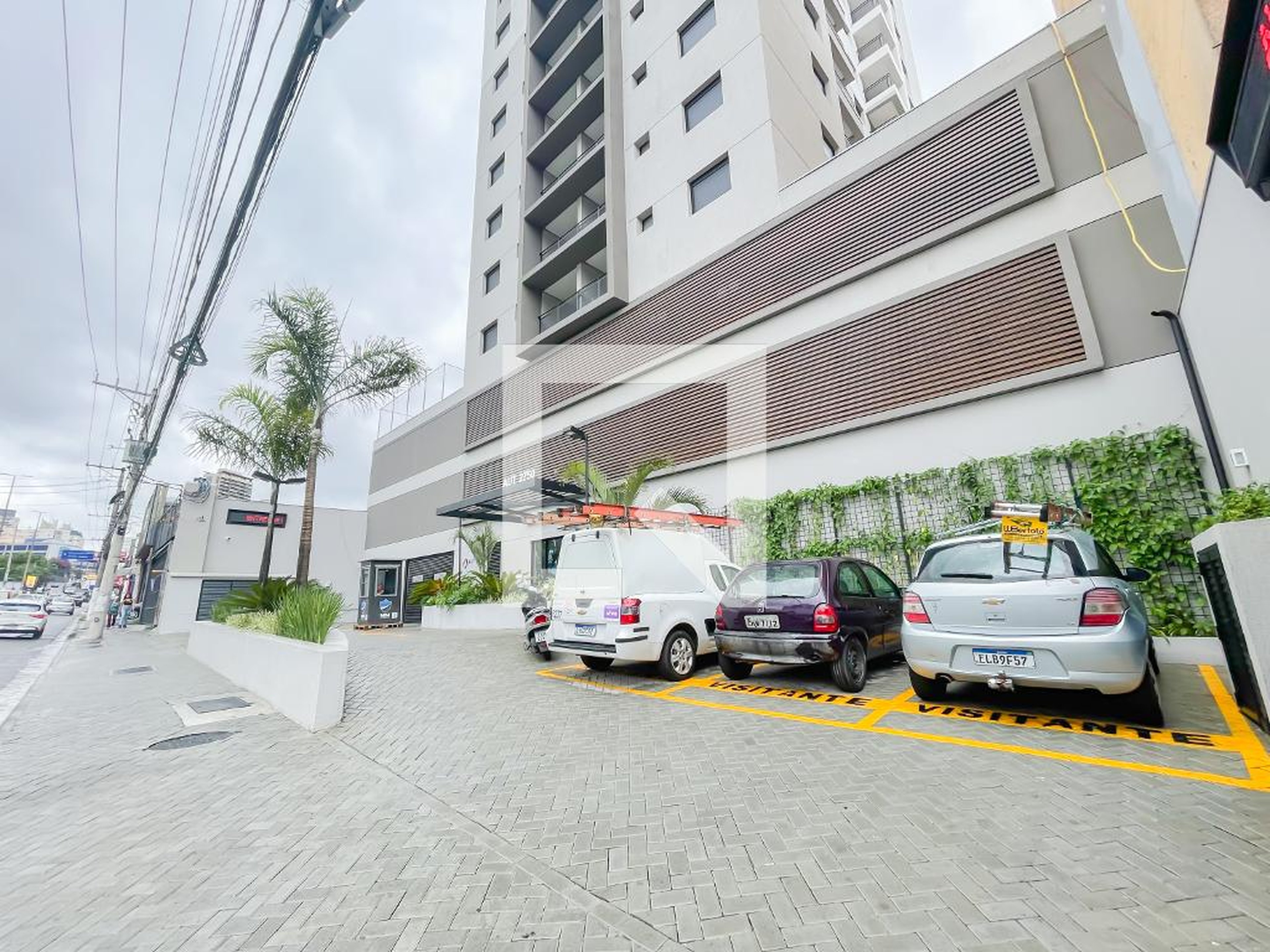 Fachada Condomínio AUT 2750 Residencial