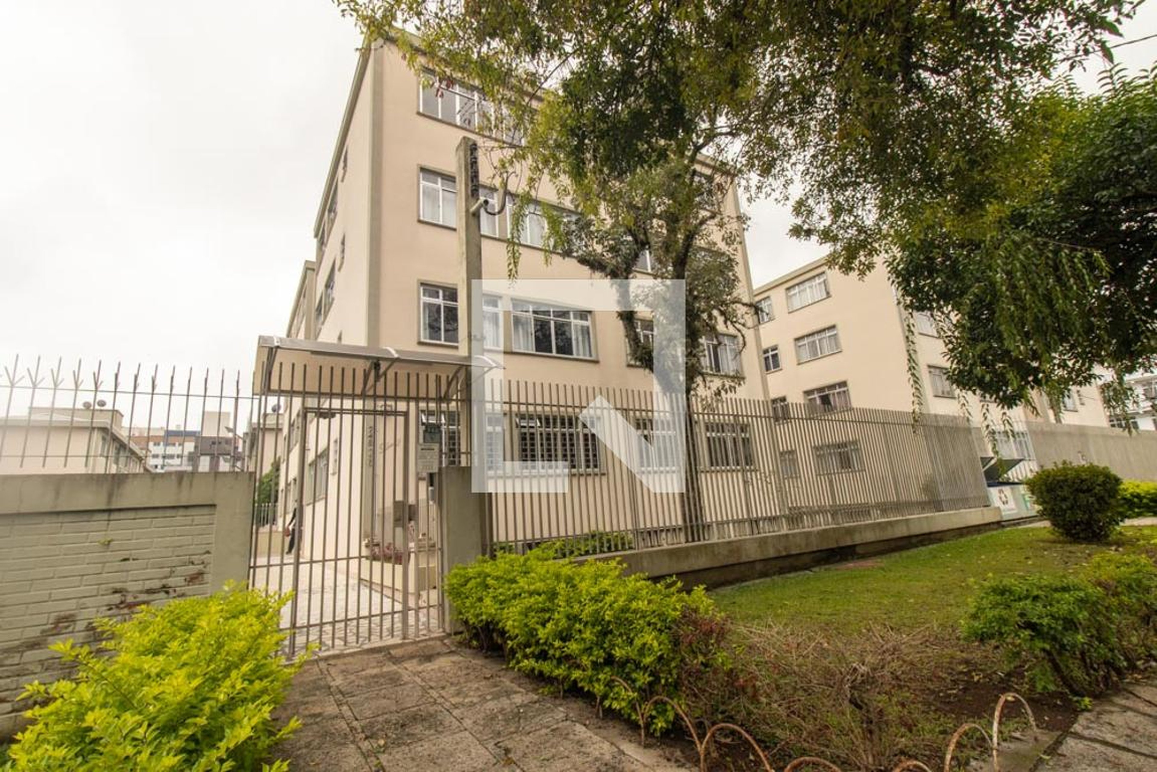 Fachada do Condomínio Condomínio em Rua Professor Dário Veloso, 748