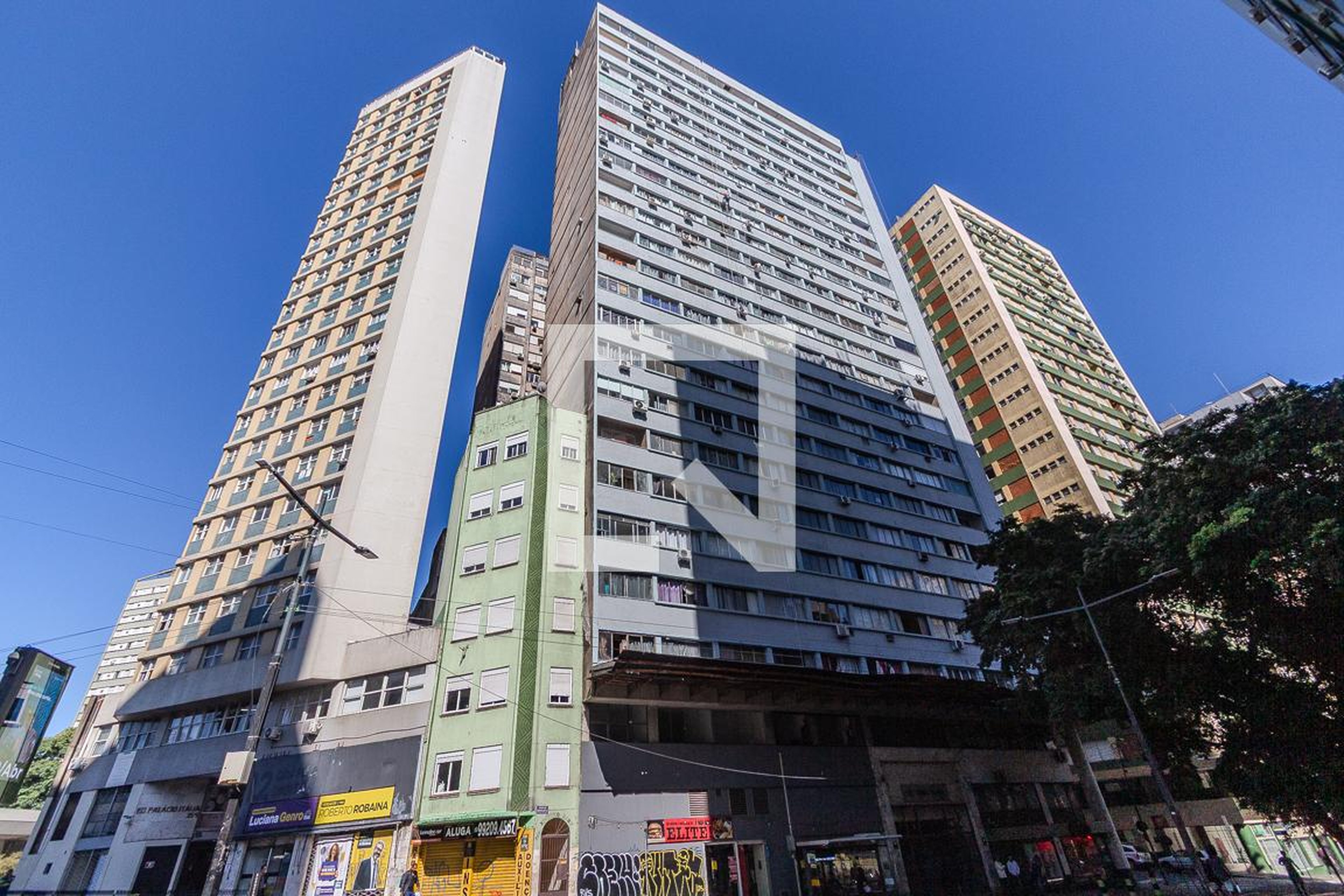 Fachada Edifício Costa Faria