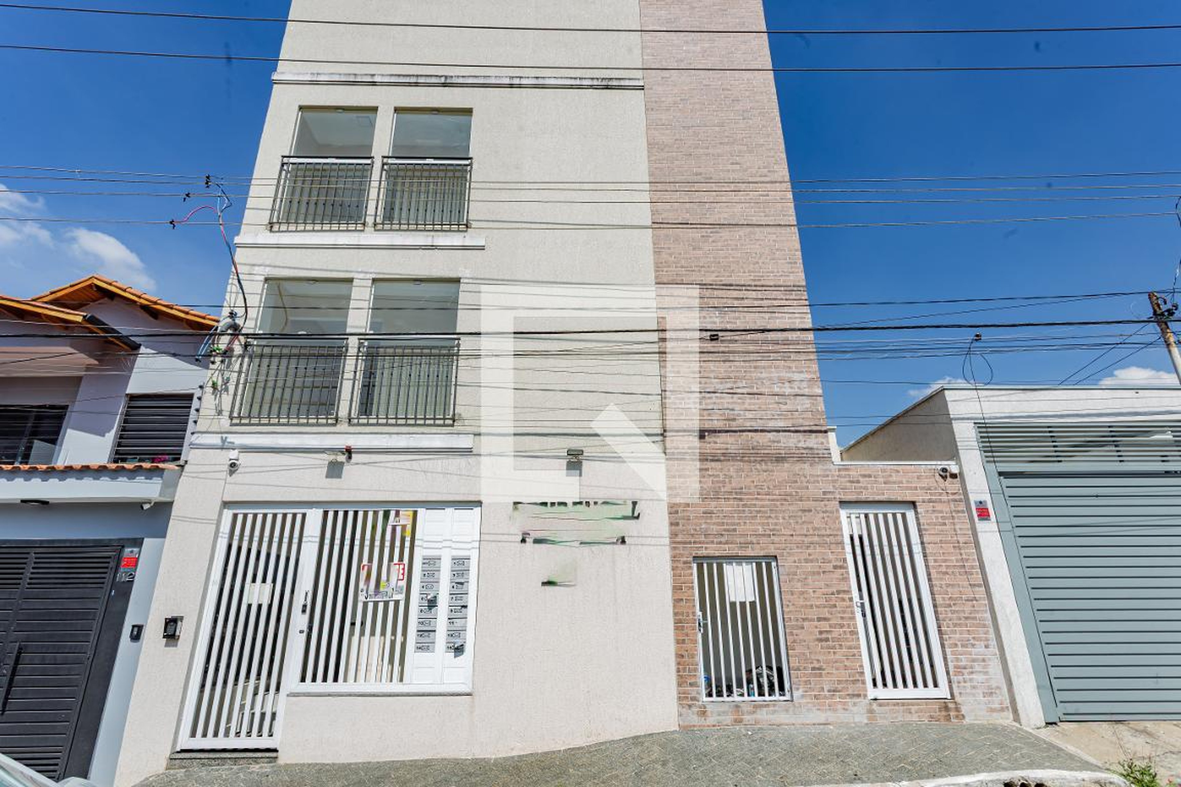 Fachada Condomínio em Rua do Rancho, 102
