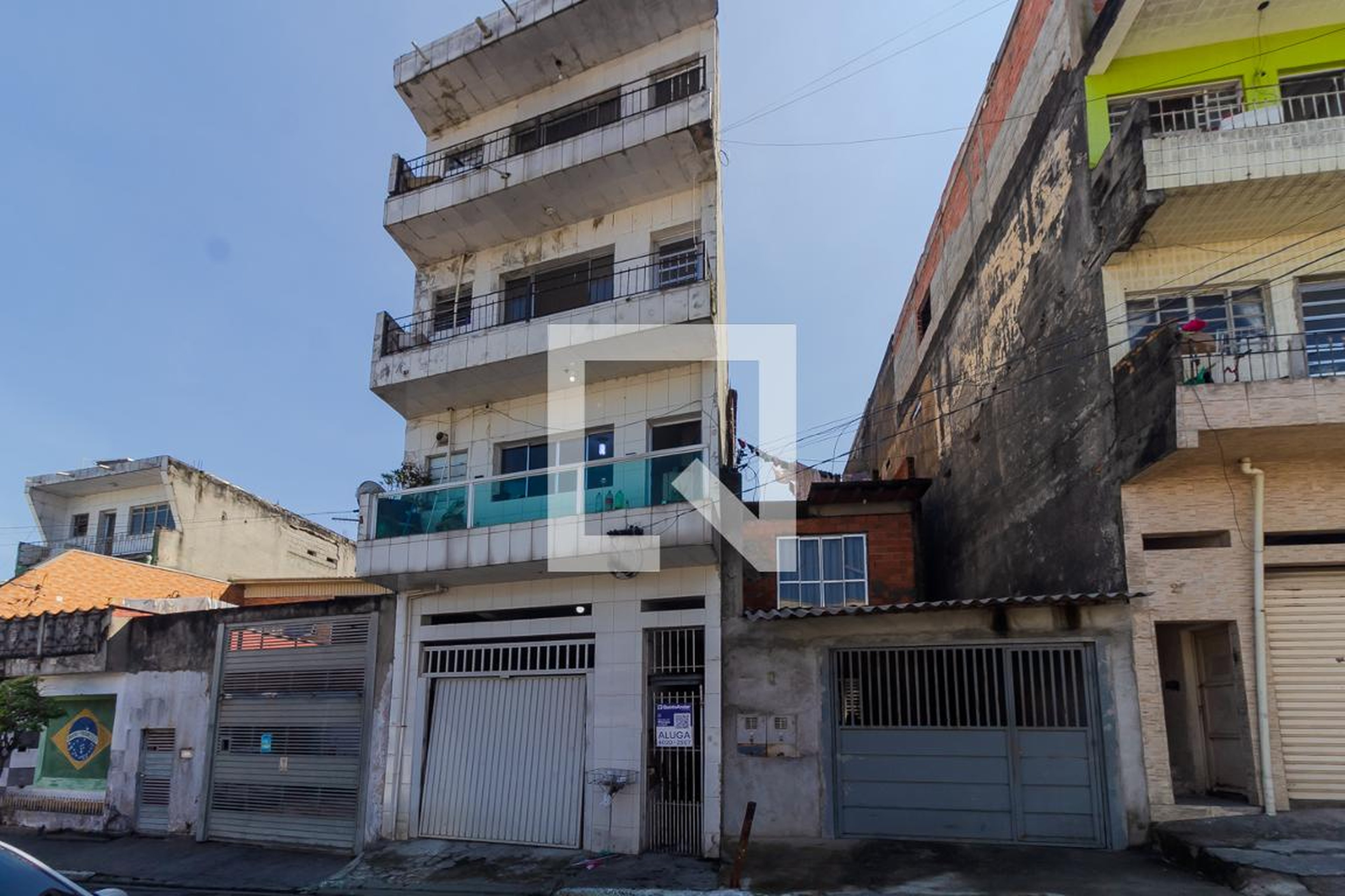 Fachada Condomínio em Rua dos Financeiros, 61