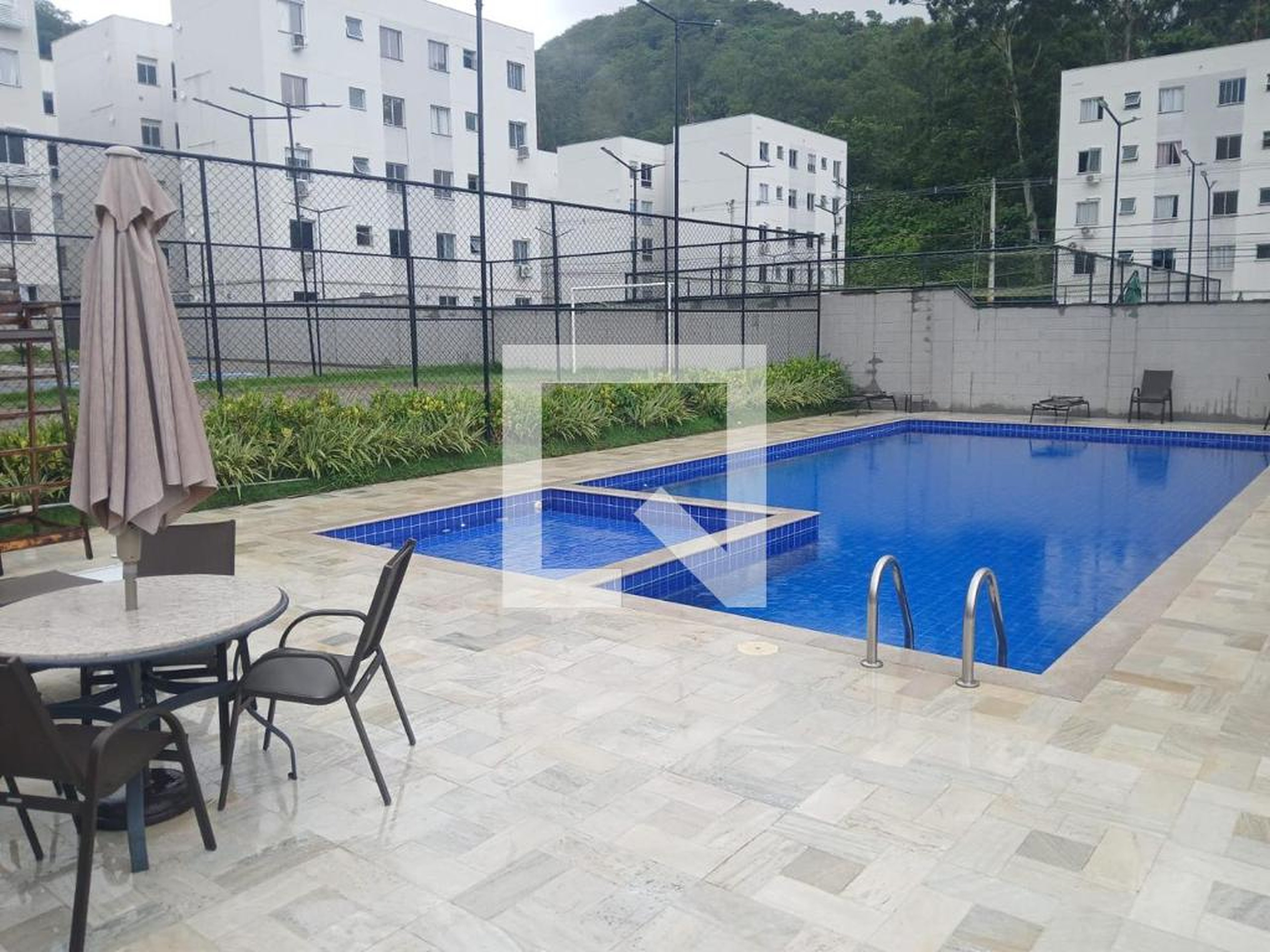 Piscina - Novolar Reserva Pontal