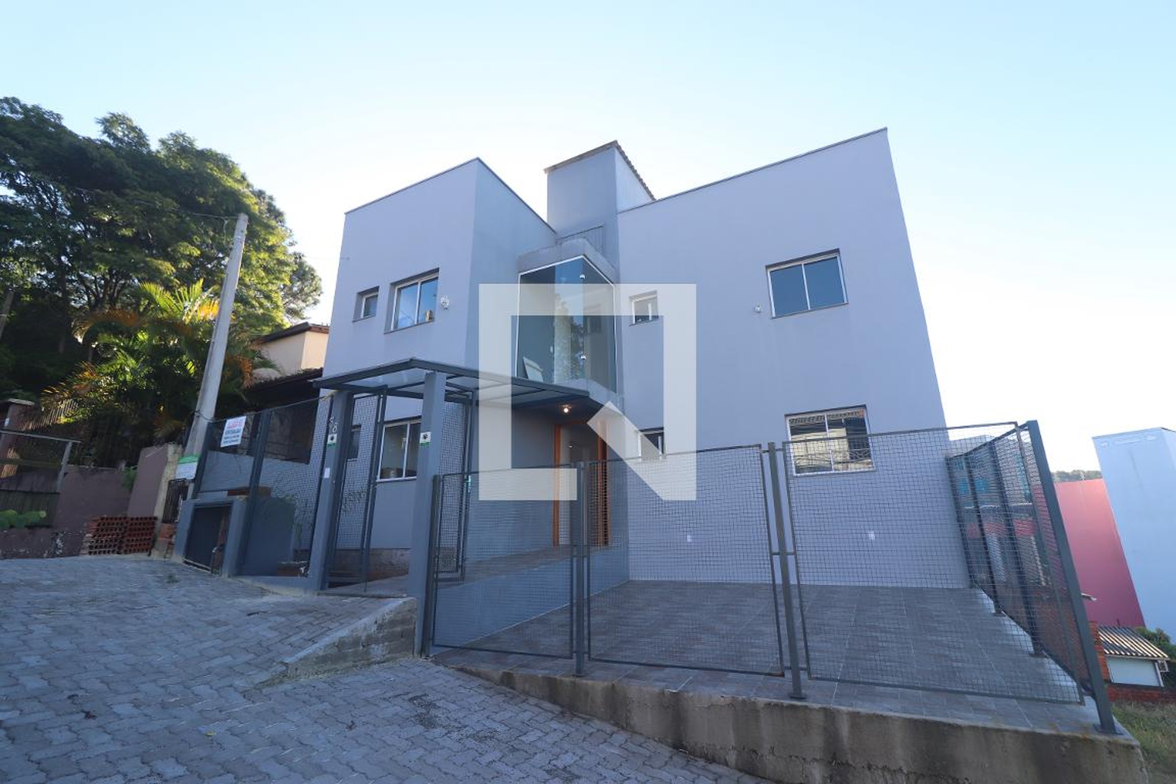 Fachada Condomínio em Rua Roque Soares de Lima, 38