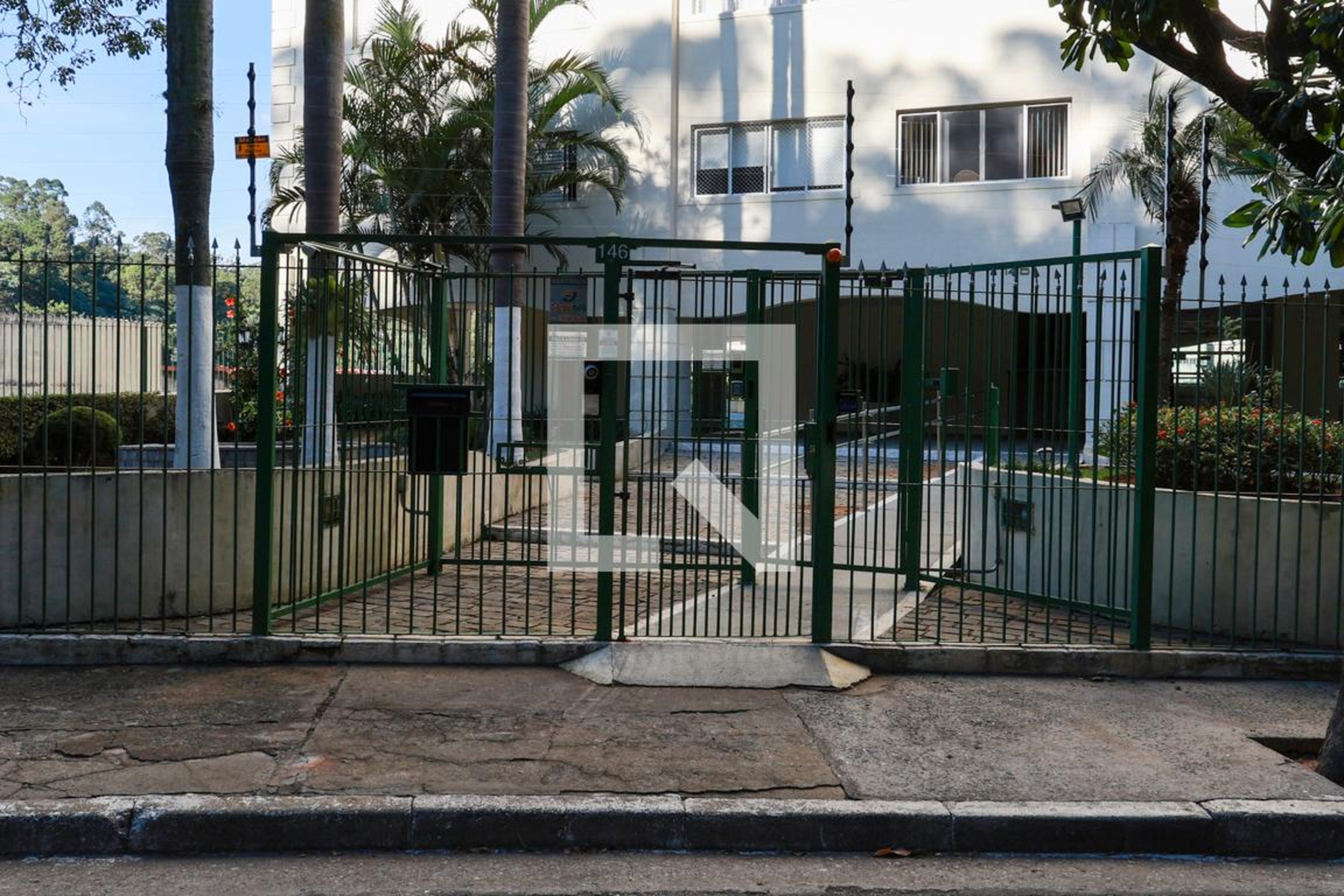 Fachada do condomínio Condomínio Rosa de Elite