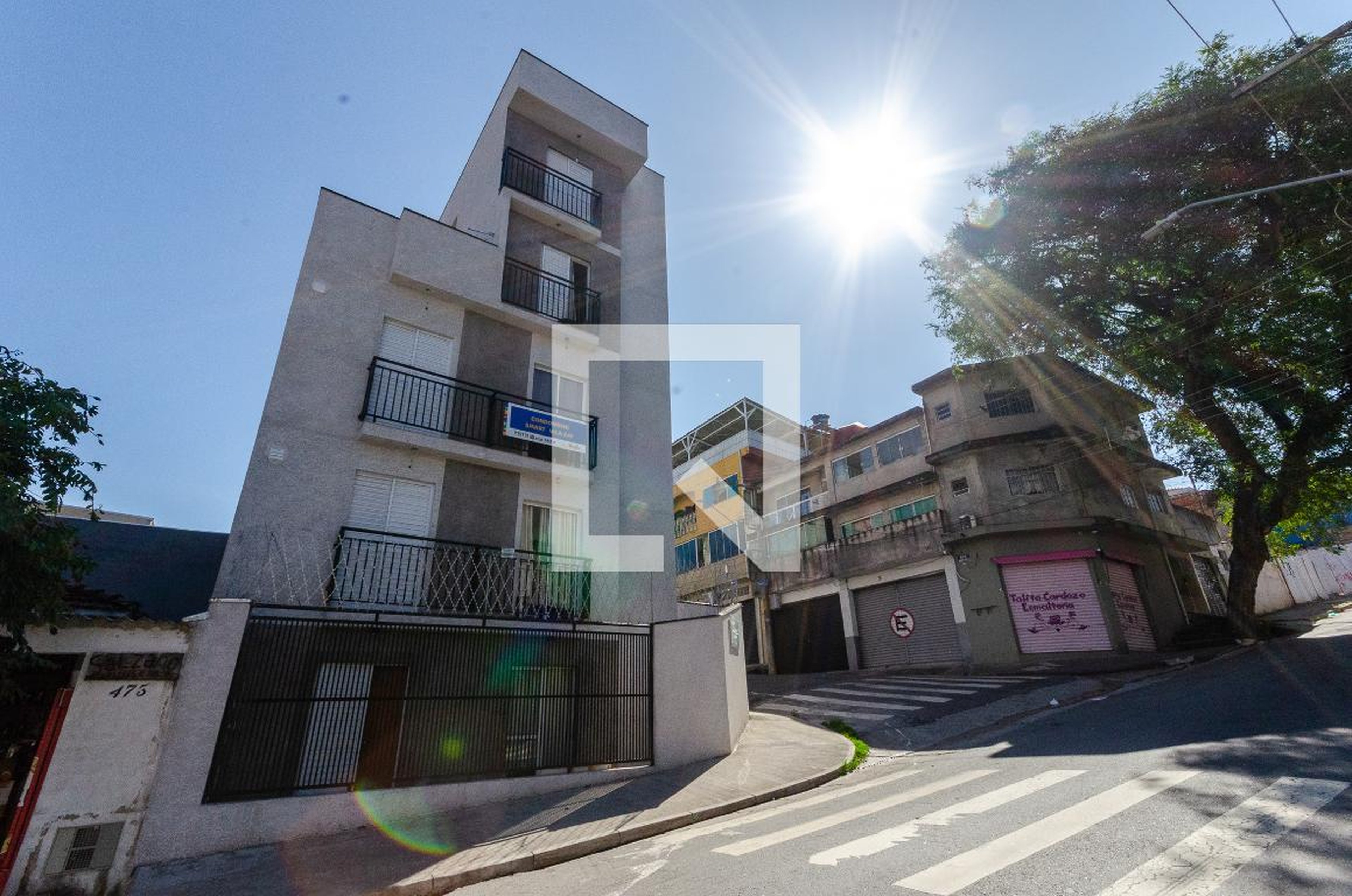 Fachada Condomínio em Rua Professor Aldo Locatelli, 355