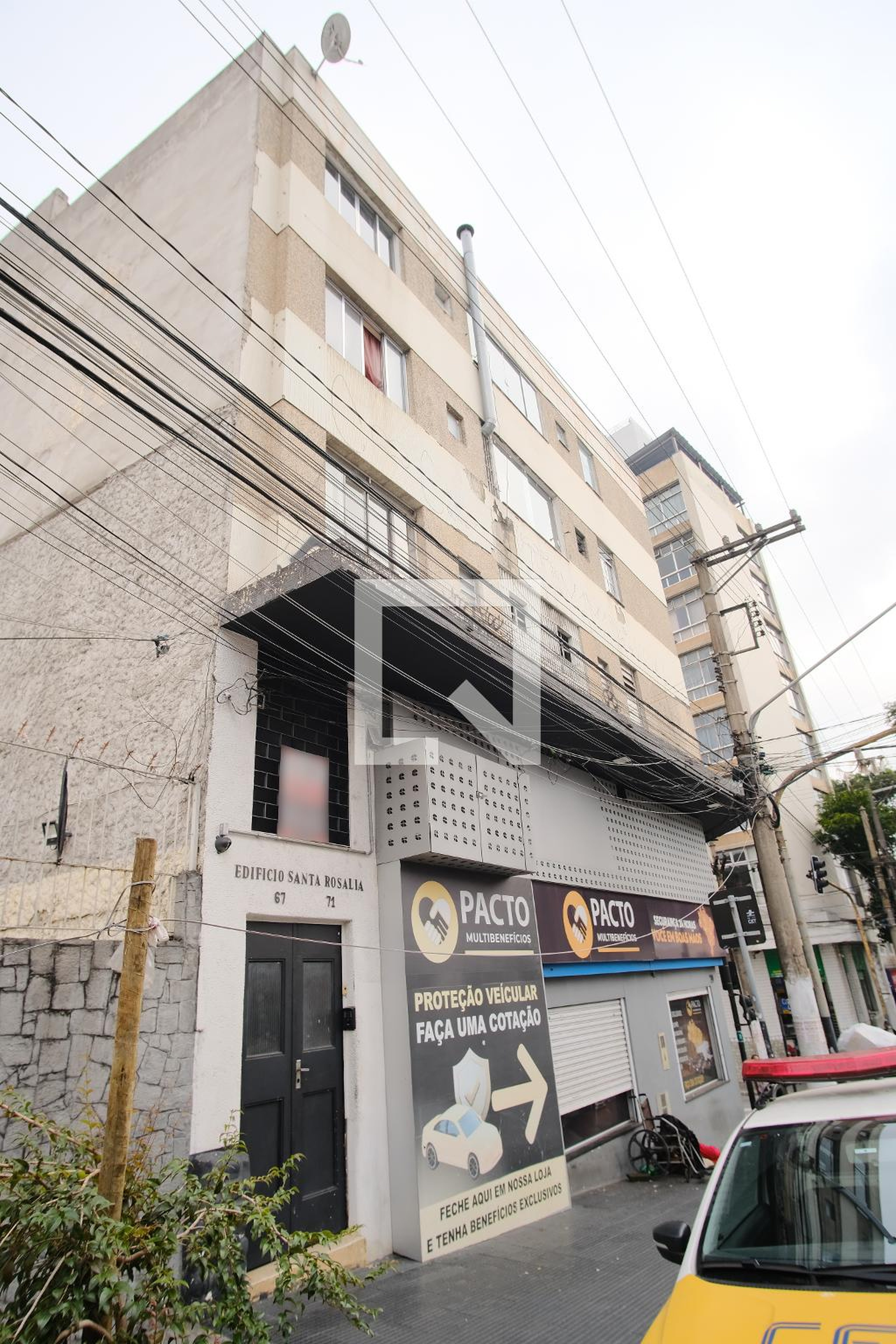 Fachada Condomínio em Rua Capitão João Cesário, 71
