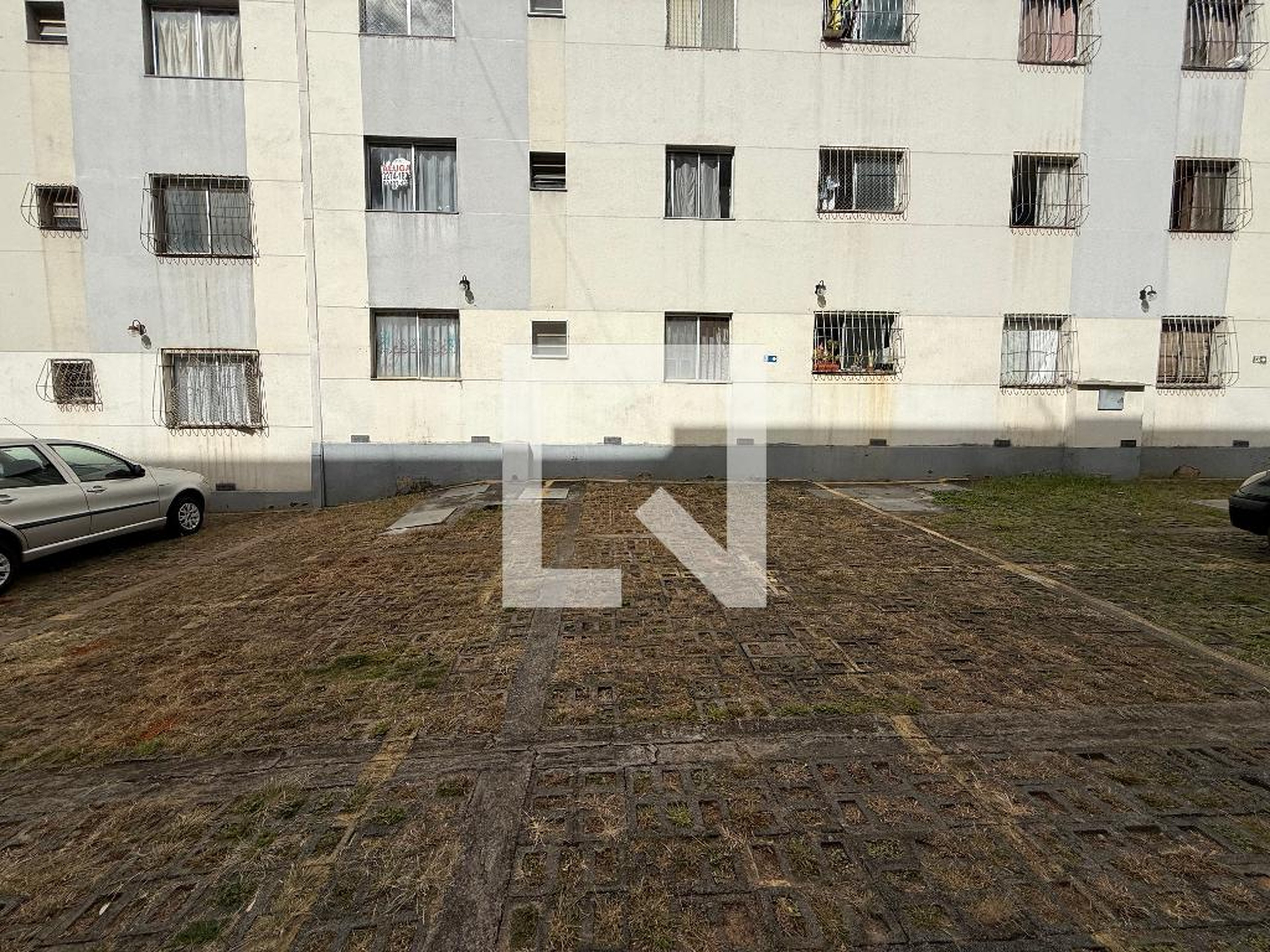 Estacionamento - Residencial Polinésia