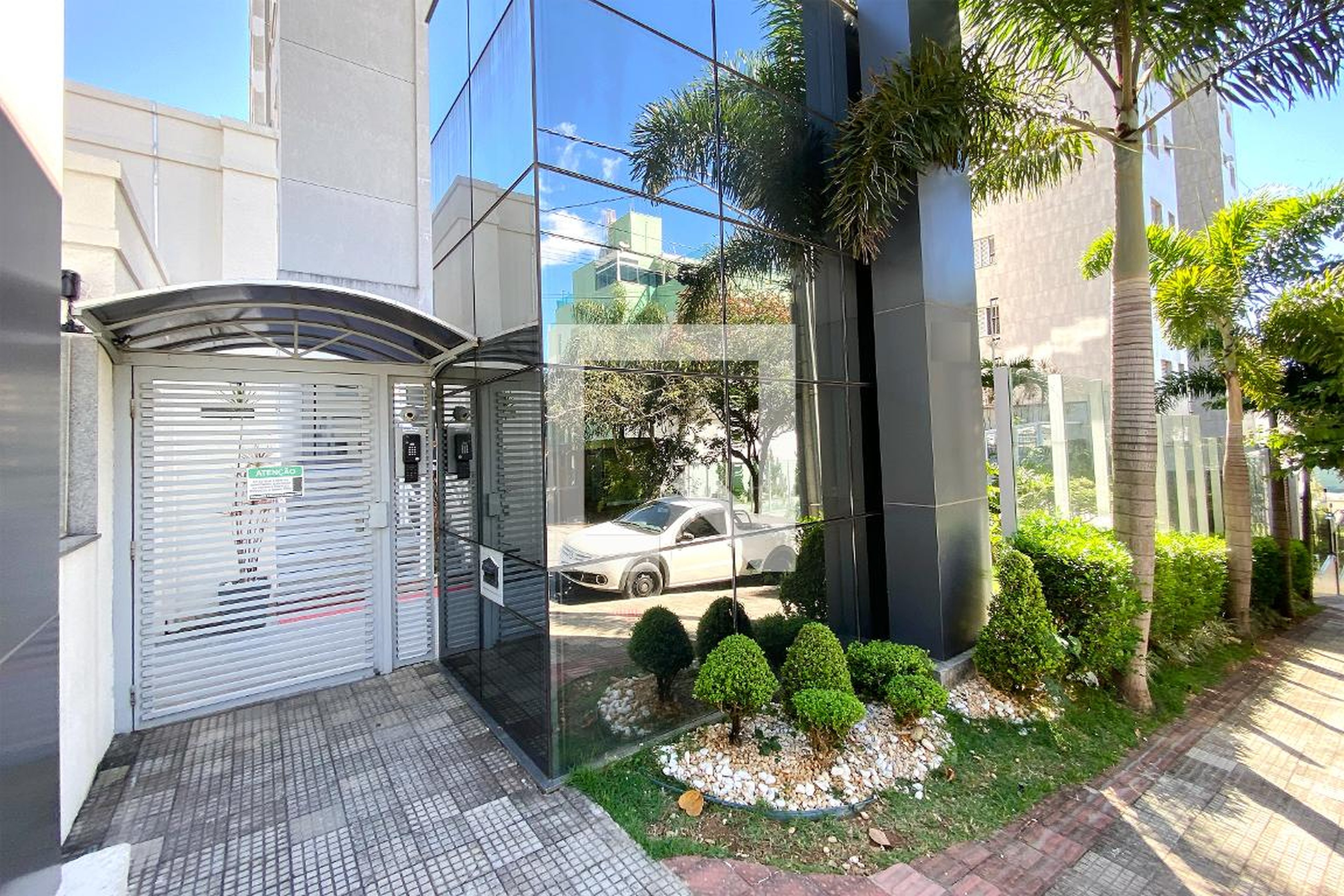 Fachada Residencial Cambridge