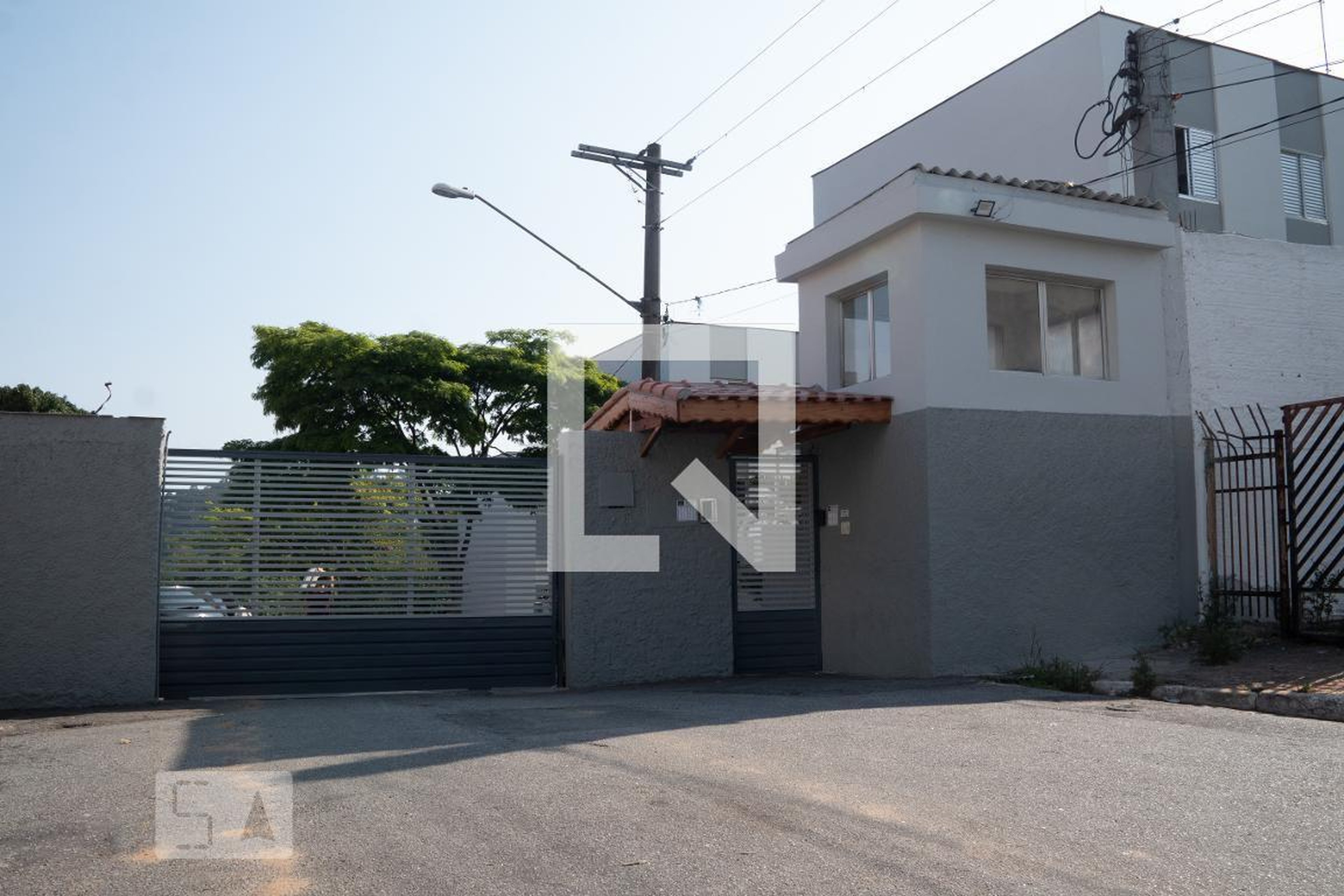 Fachada Condomínio Conjunto Residencial Perola I
