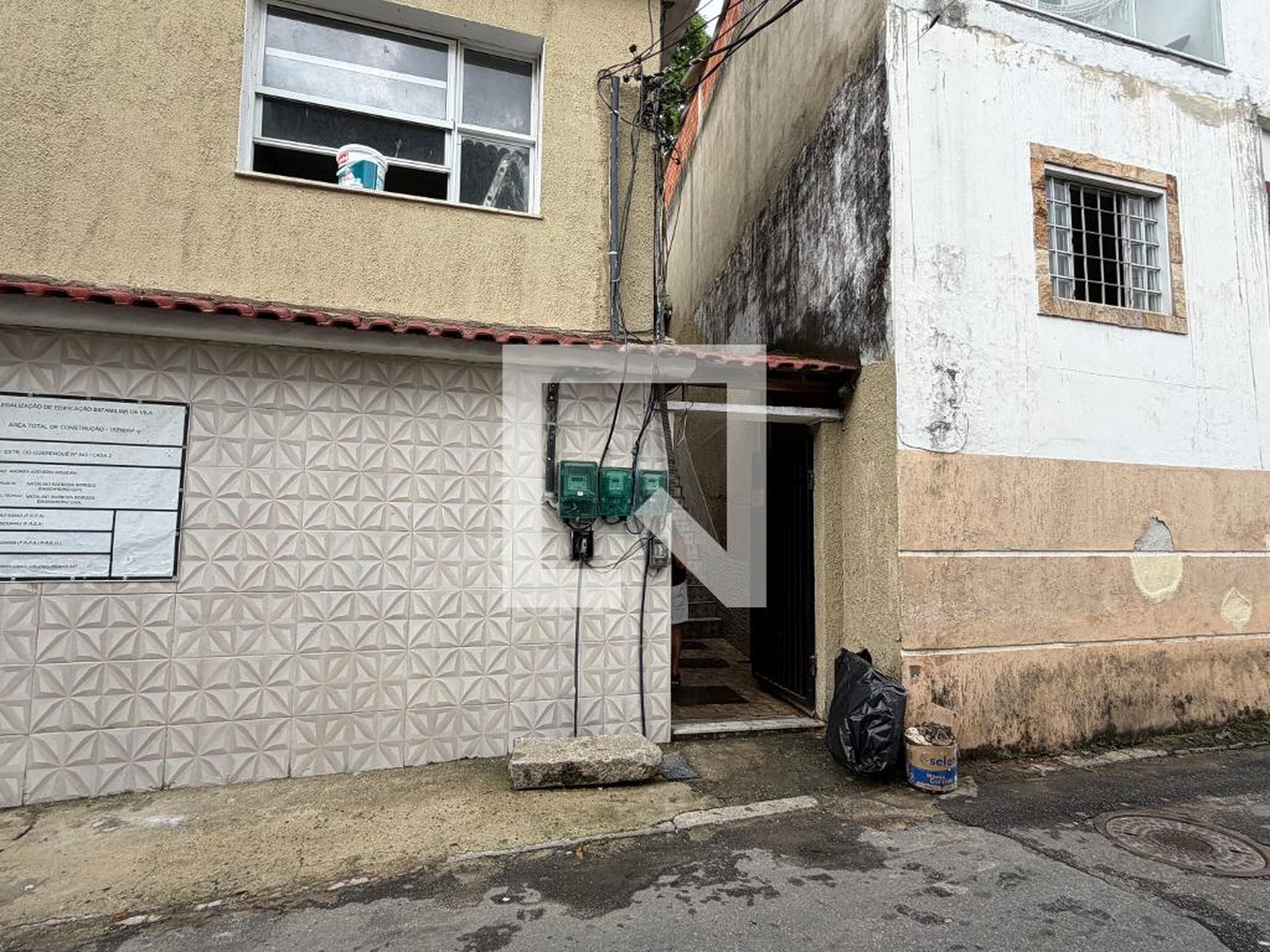 Fachada Condomínio em Estrada do Guerenguê, 543