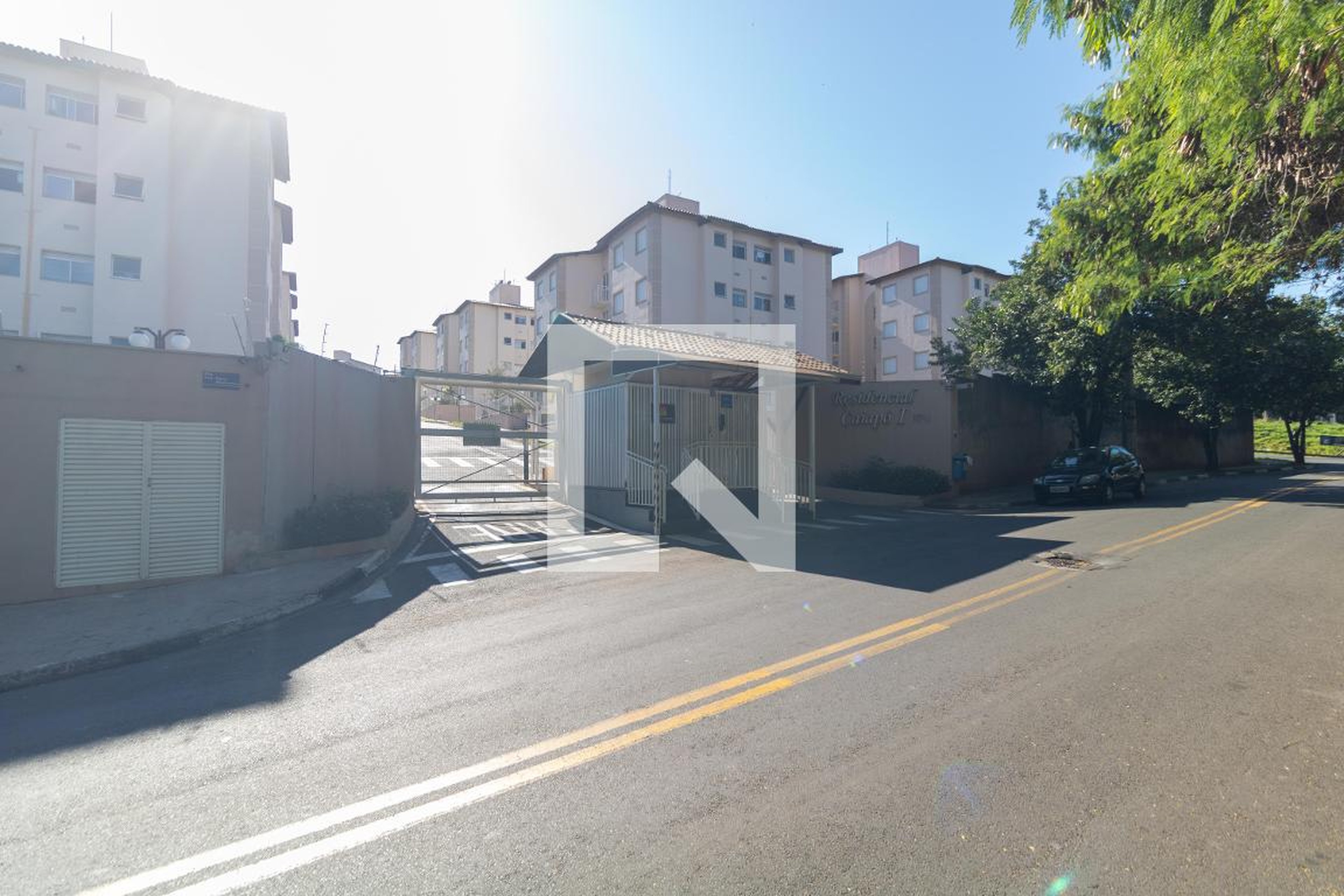 Fachada Condomínio em Rua Professor Flávio Wustemberg, 1076