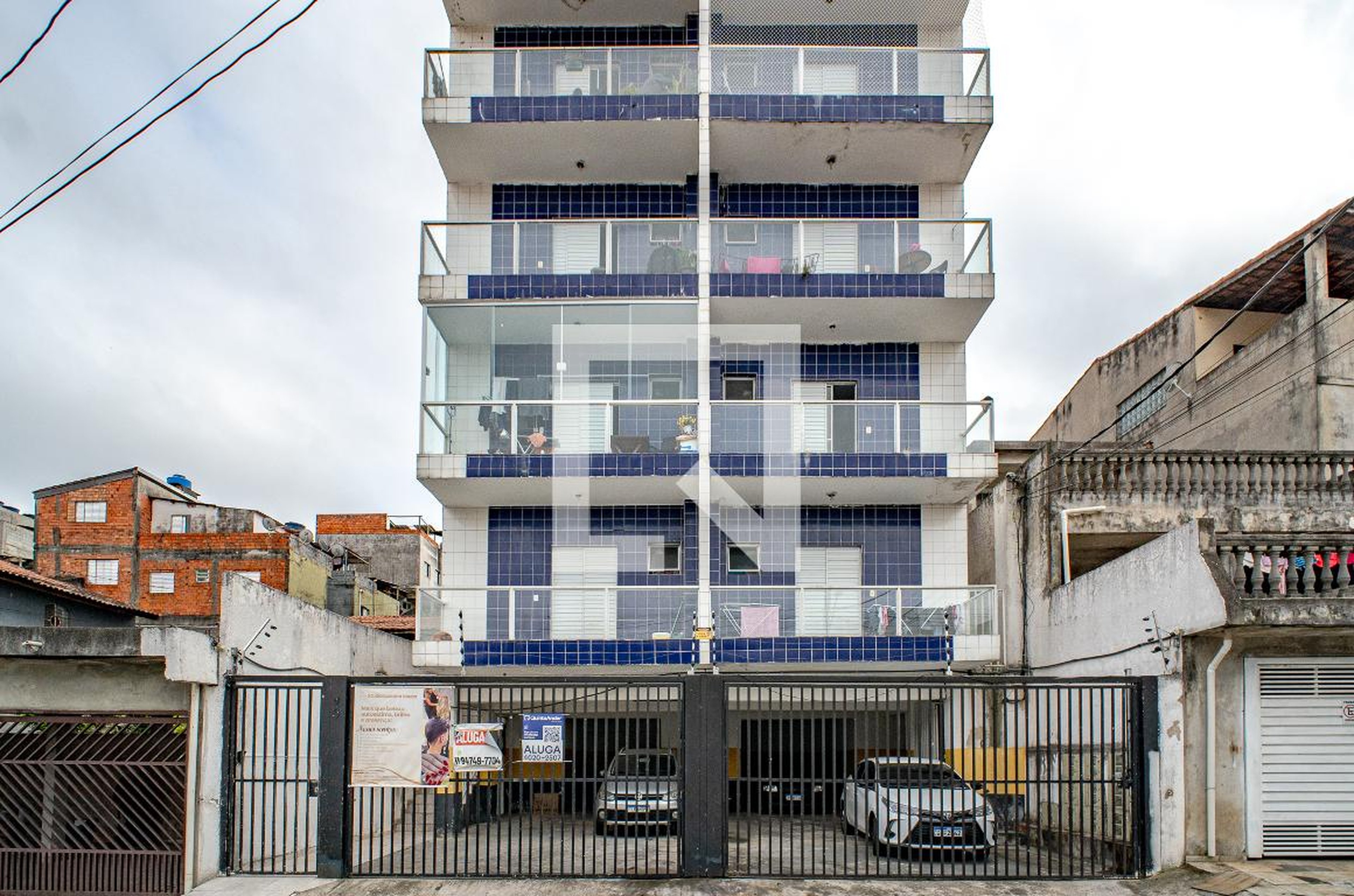 Fachada Condomínio em Rua Manoel Robles Sanches, 70