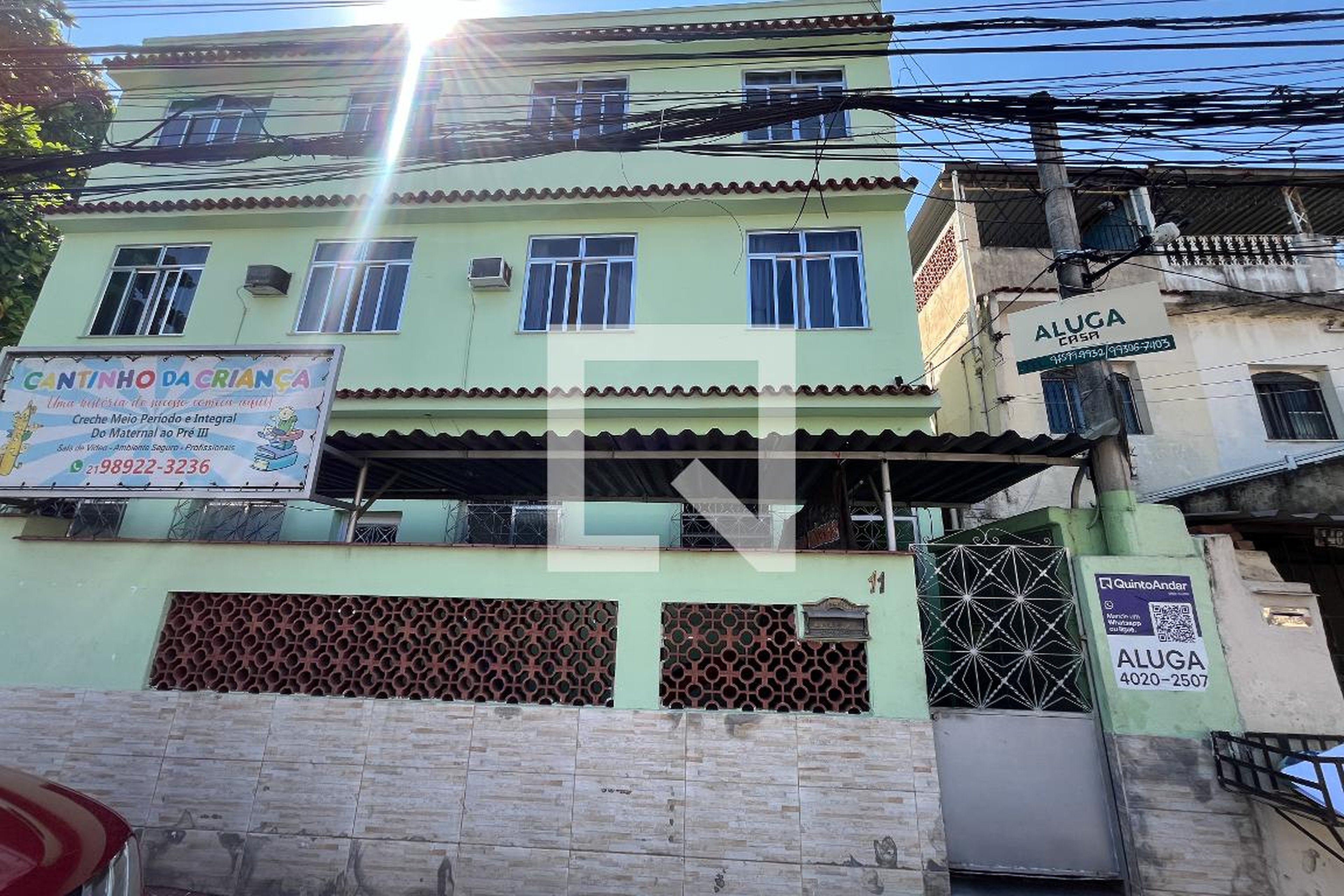 Fachada Condomínio em Rua Dolores Duran, 11
