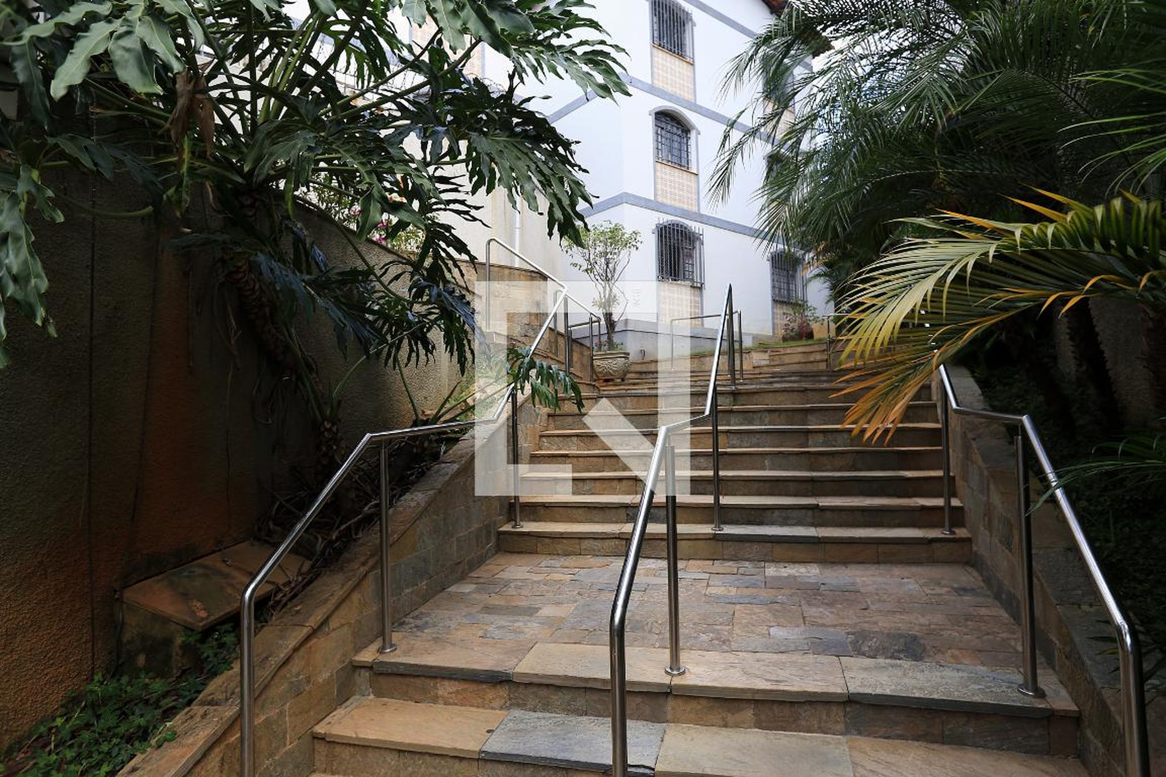 Entrada - Edifício Gustavo Lage