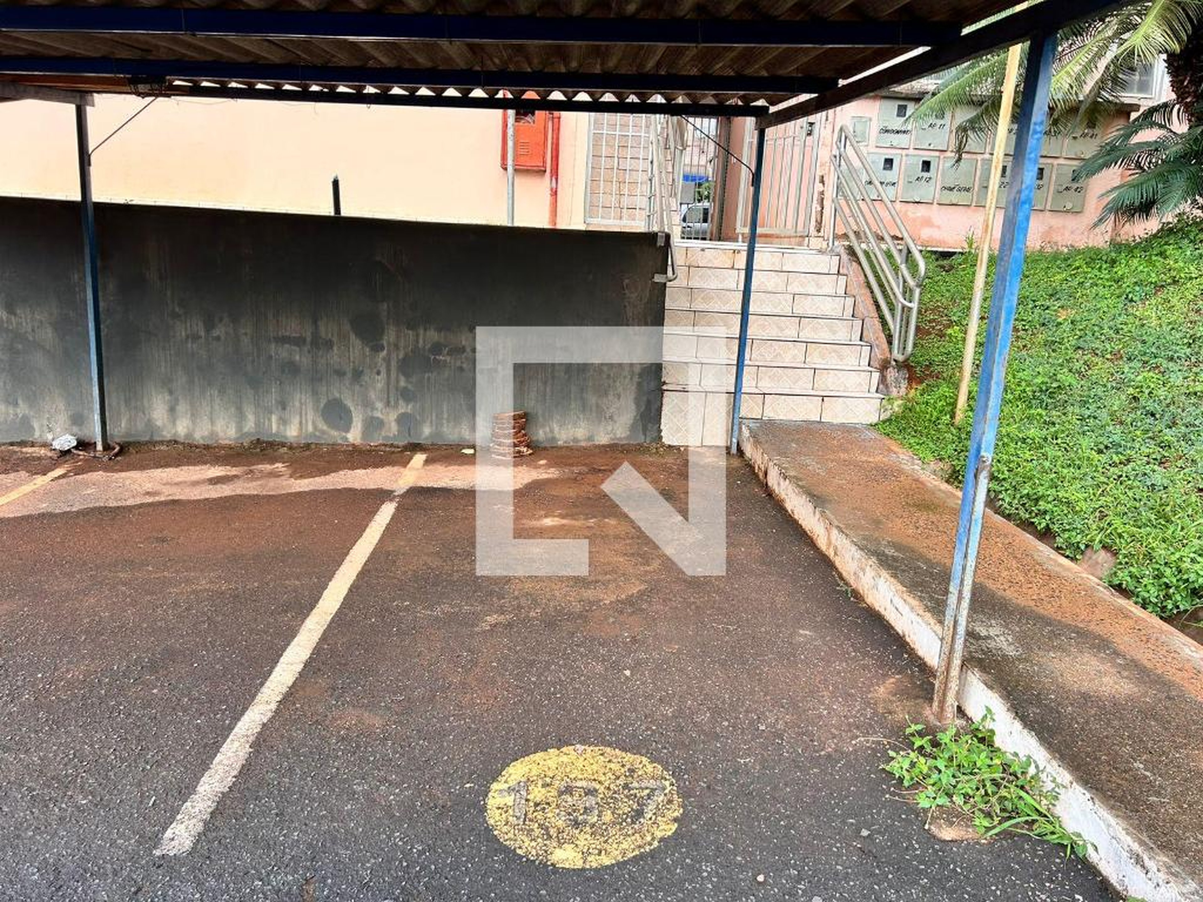 Área externa Condomínio em Rua Natalia Lopes Naves, 25