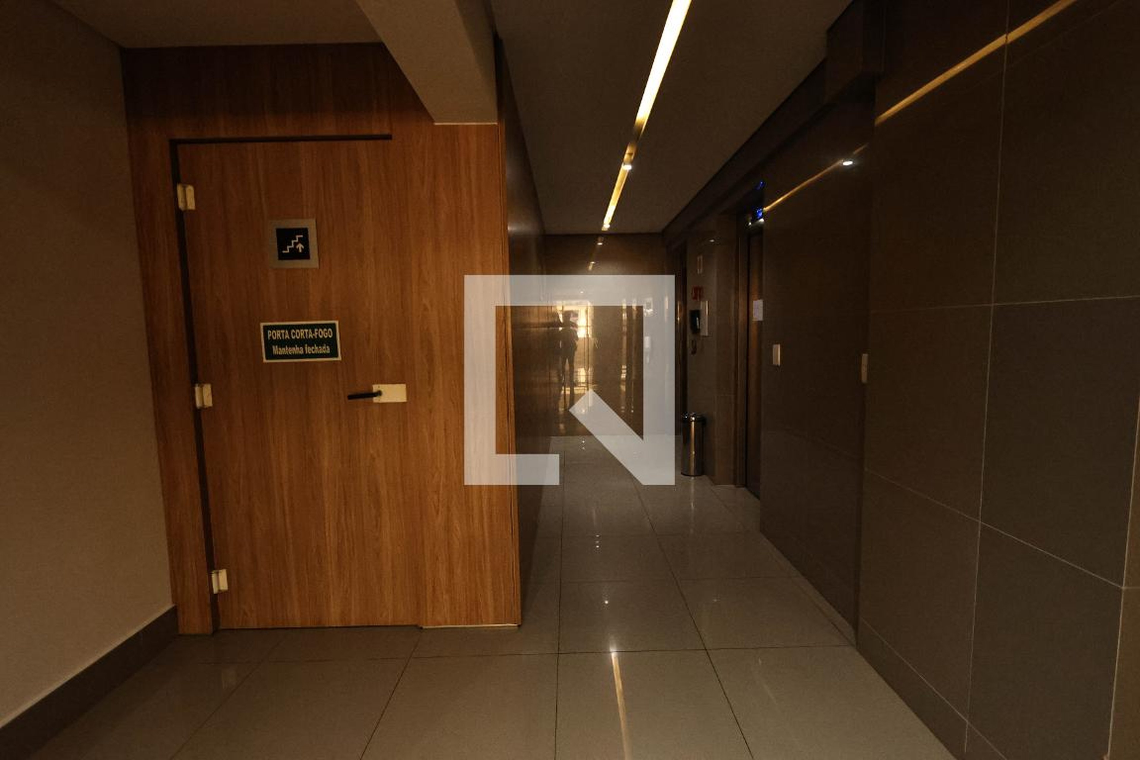 Hall de entrada Condomínio Buritis Studio Residence